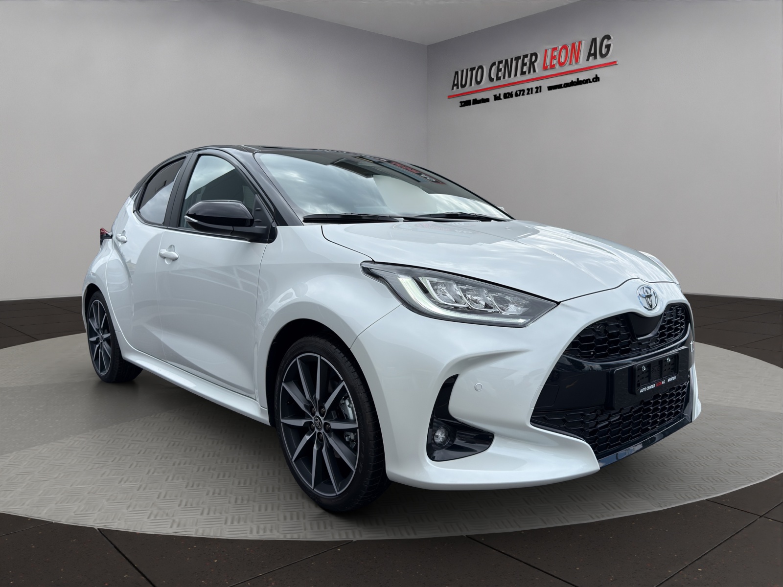 TOYOTA Yaris 1.5 GR Sport e-CVT (4 STÜCK)-image-7