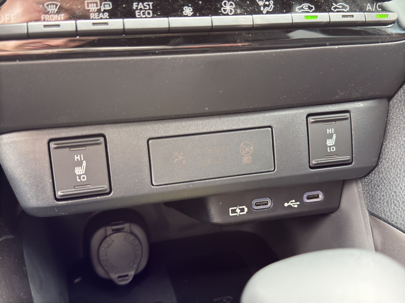 TOYOTA Yaris 1.5 GR Sport e-CVT (4 STÜCK)-image-24