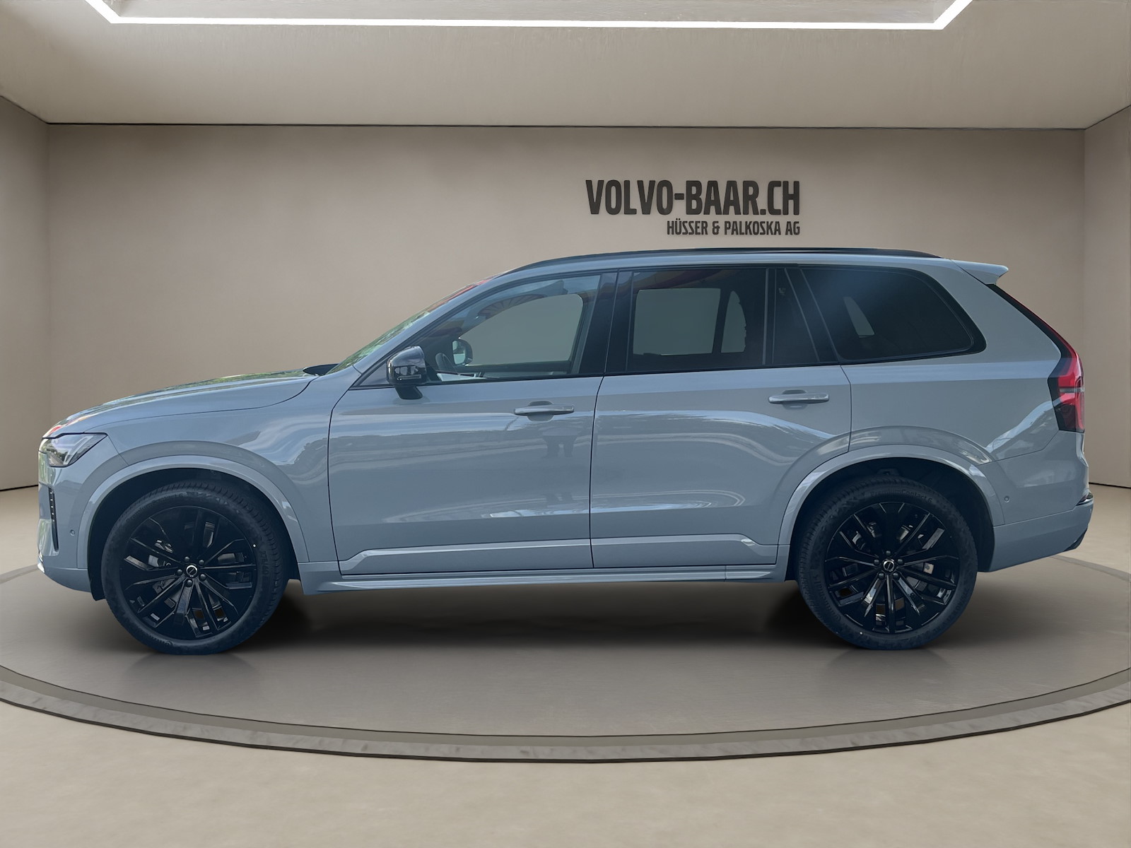 VOLVO XC90 2.0 B5 MH Black Edition AWD-showroom-element-1