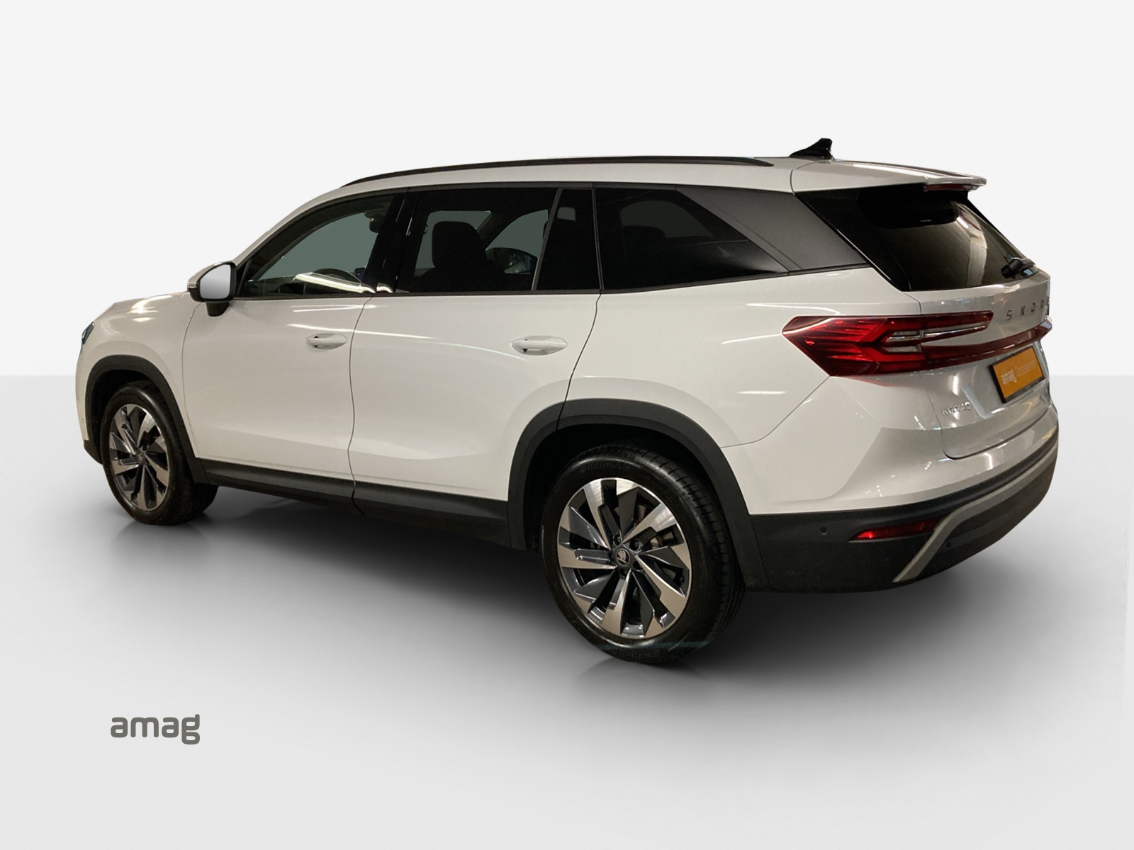 SKODA Kodiaq 2.0 TSI Selection 4x4-showroom-element-2
