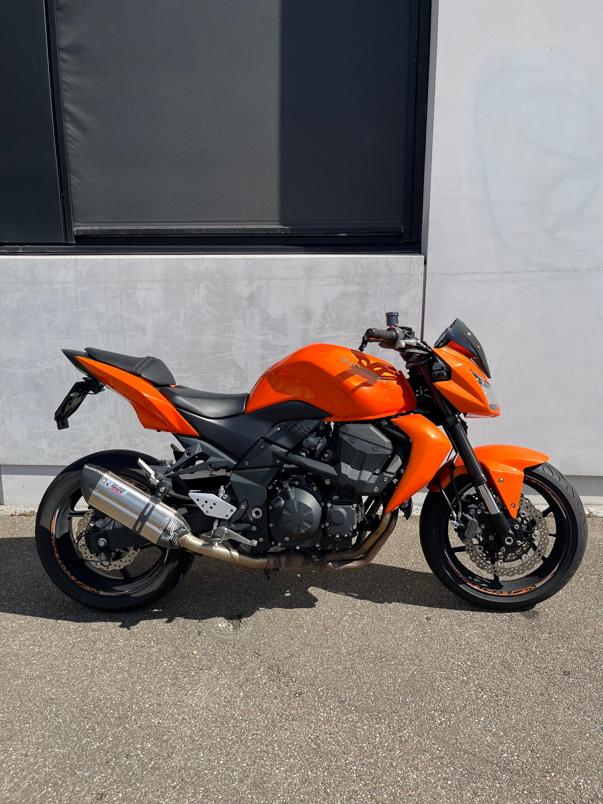 KAWASAKI Z 750-image-0
