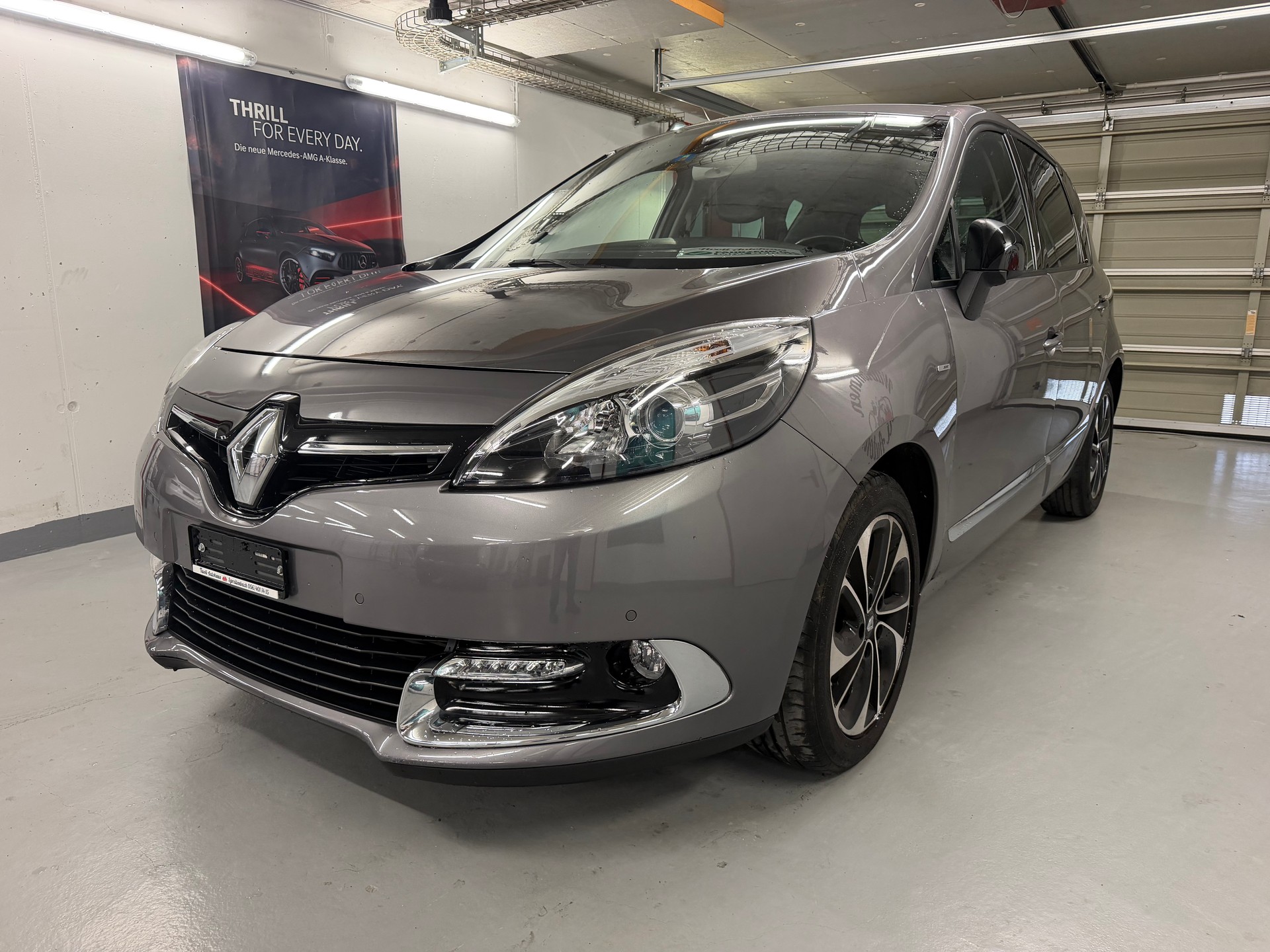 RENAULT Scénic 1.5 dCi Swiss Edition EDC