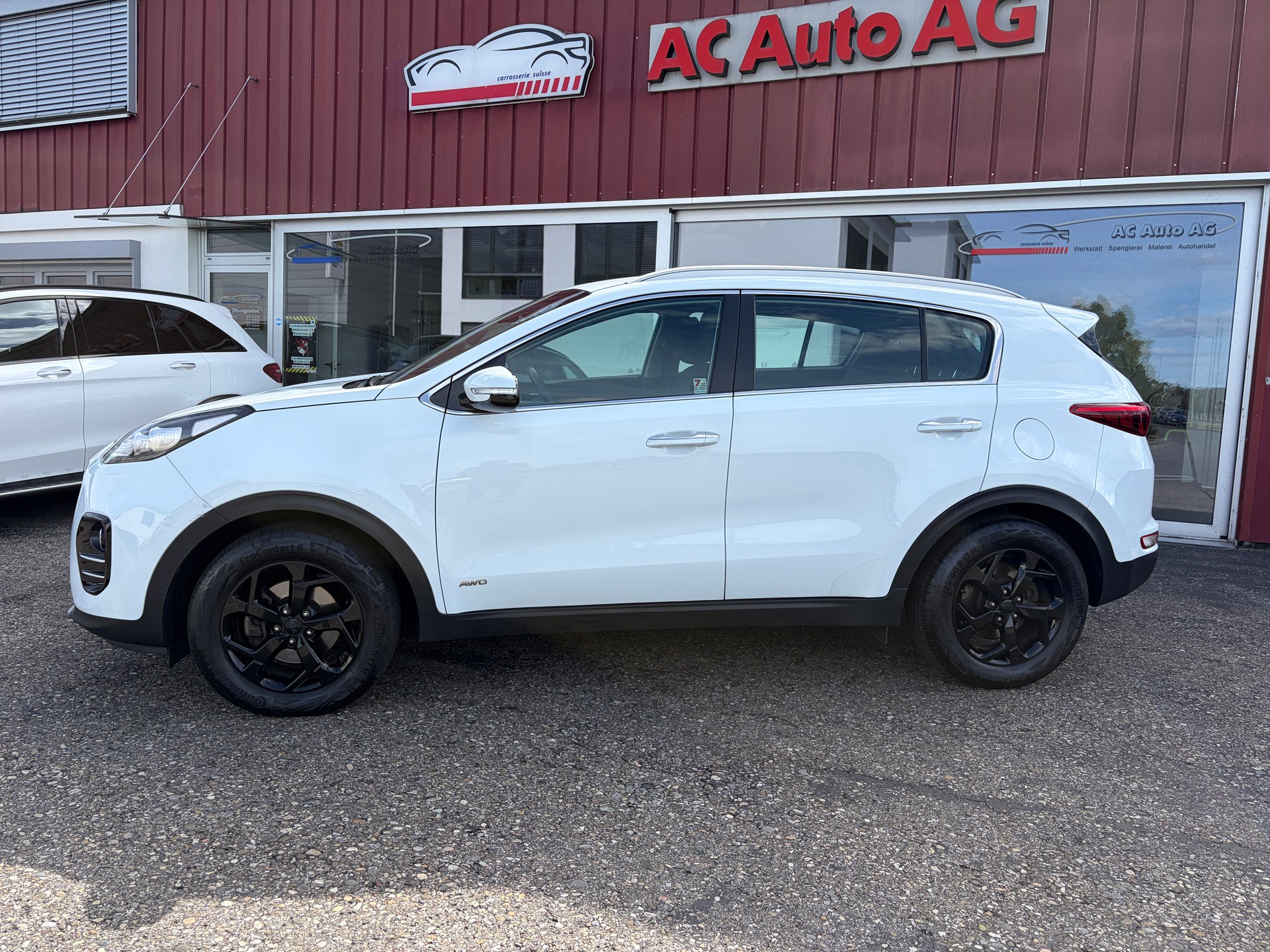 KIA Sportage 1.6 T-GDi Swiss City Line 4WD-showroom-element-2