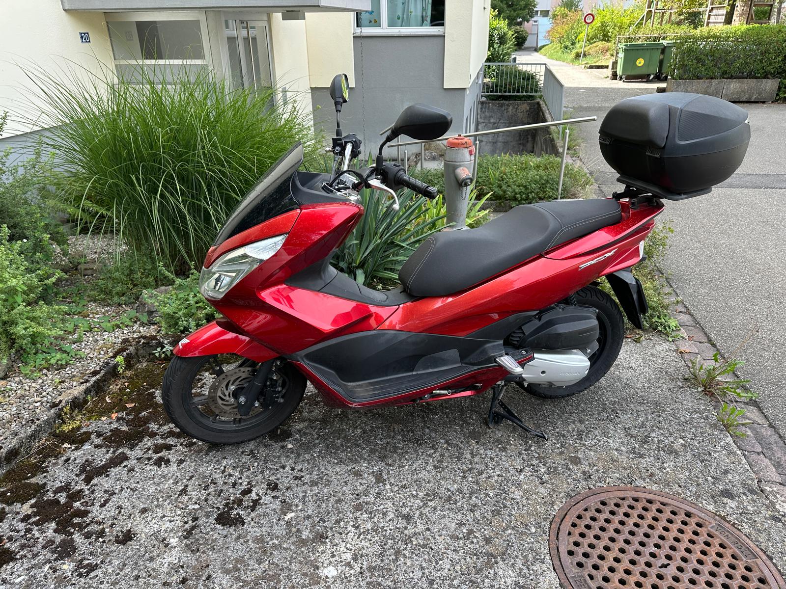 HONDA PCX 125 i-image-0