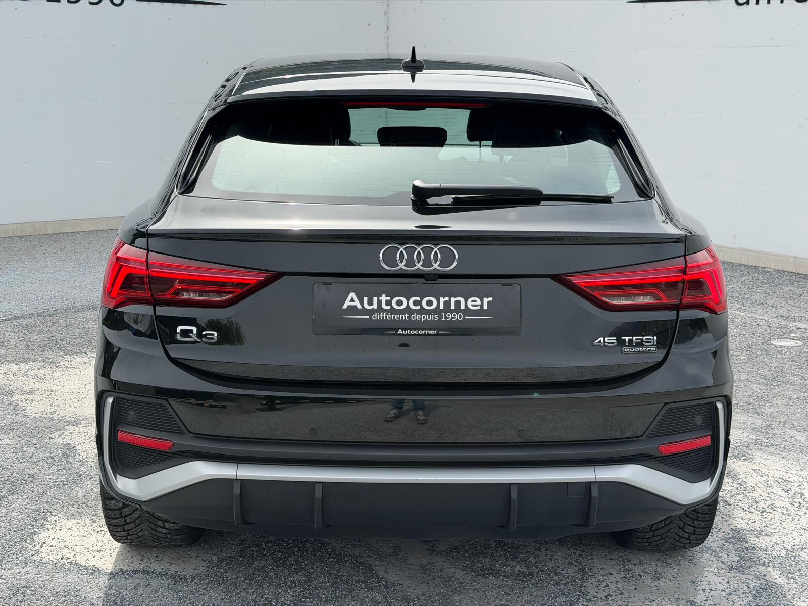 AUDI Q3 Sportback 45 TFSI S line quattro S-tronic-showroom-element-2