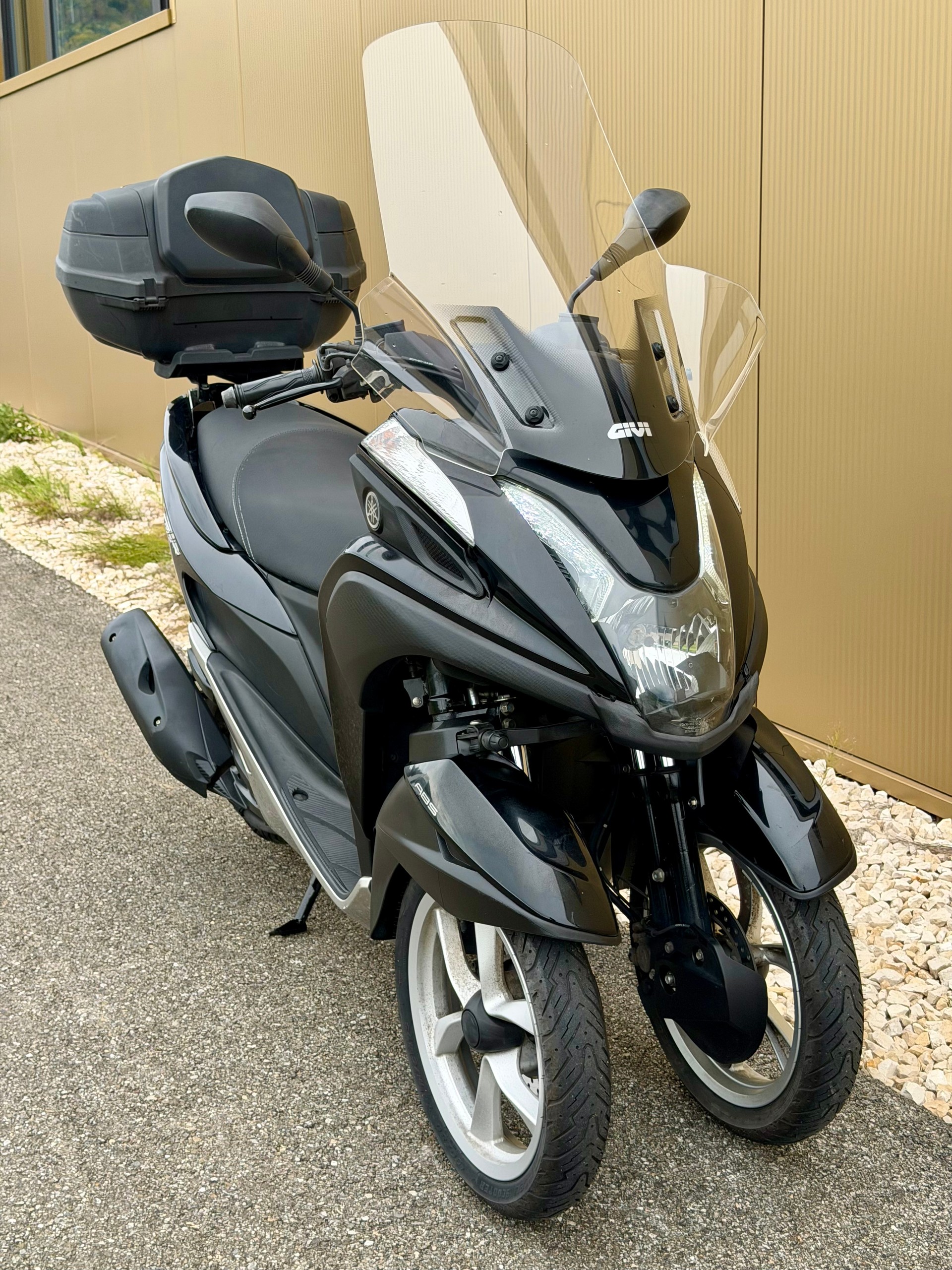 YAMAHA Tricity MW 125 UBS-image-0