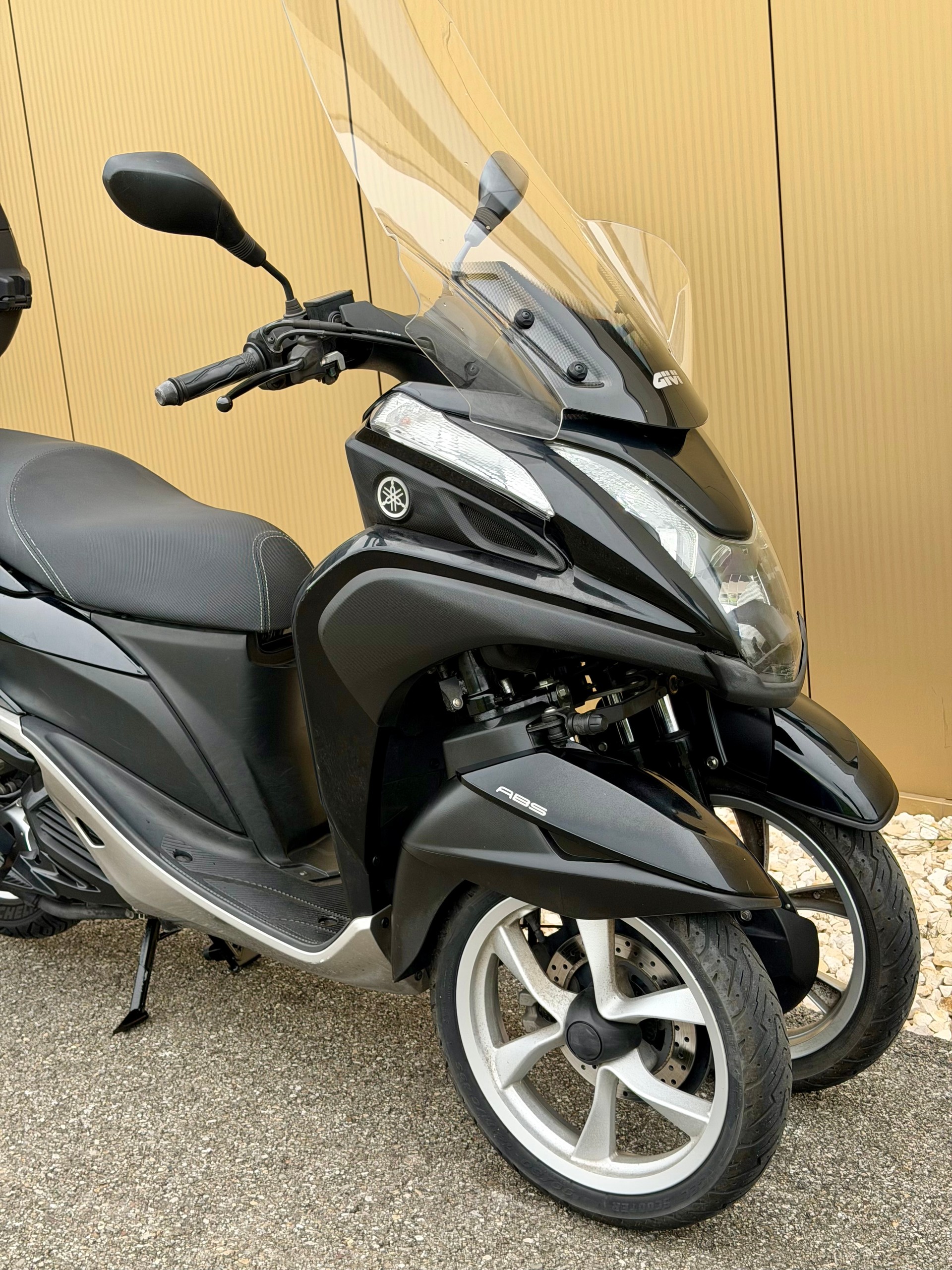 YAMAHA Tricity MW 125 UBS-image-1