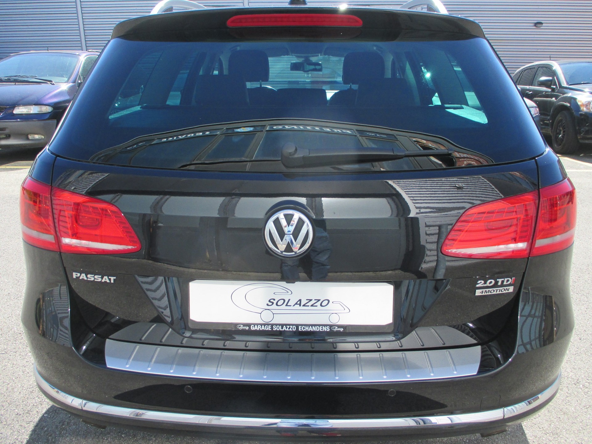 VW Passat Variant 2.0 TDI BMT Highline 4MDSG-image-5