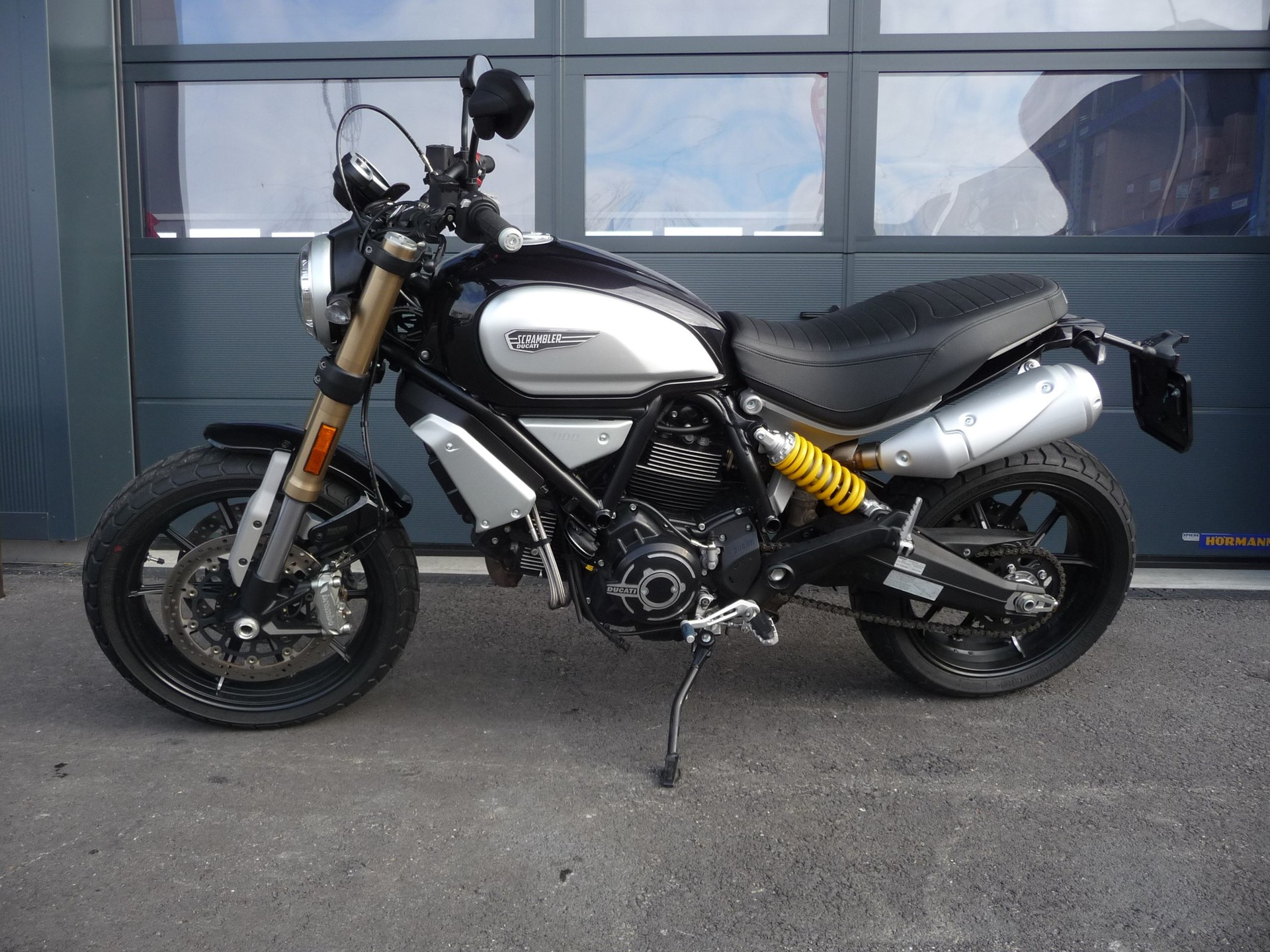 DUCATI Scrambler 1100-image-4