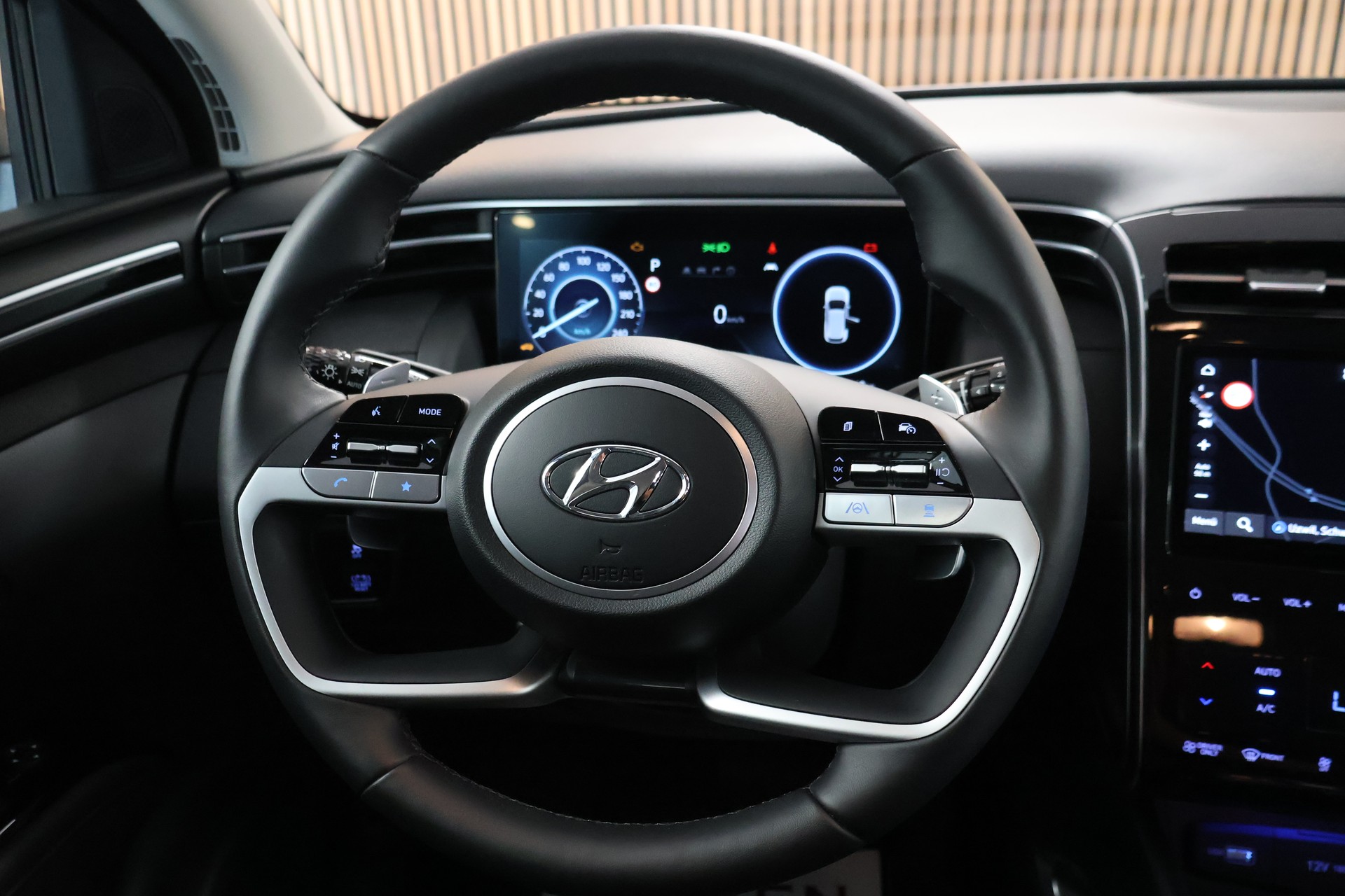 HYUNDAI Tucson 1.6 TGDI HEV Amplia 4WD-image-16