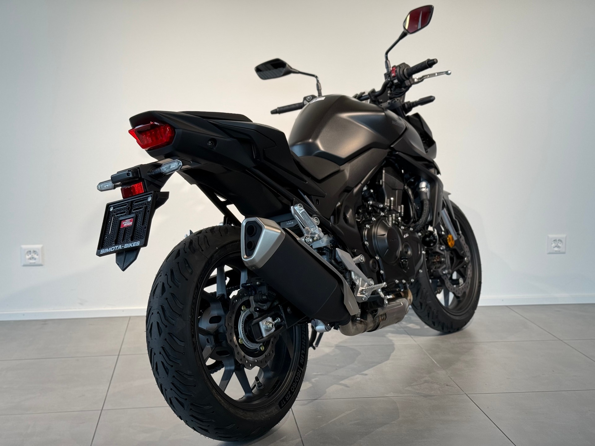 HONDA CB 750 Hornet-image-3