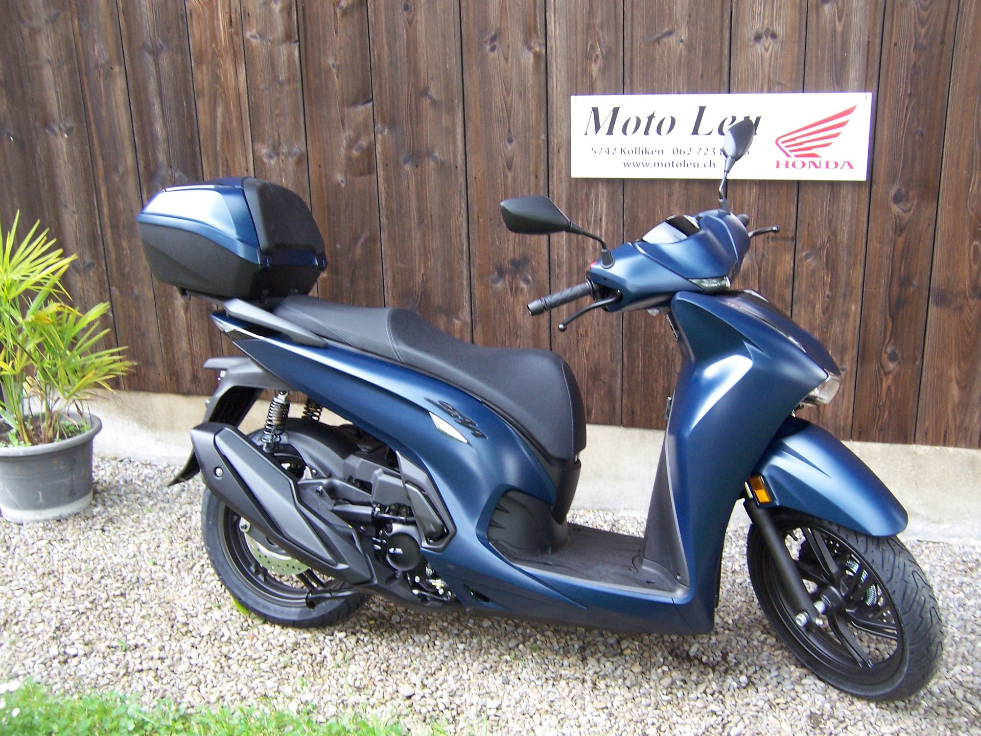 HONDA SH 350 A-image-1