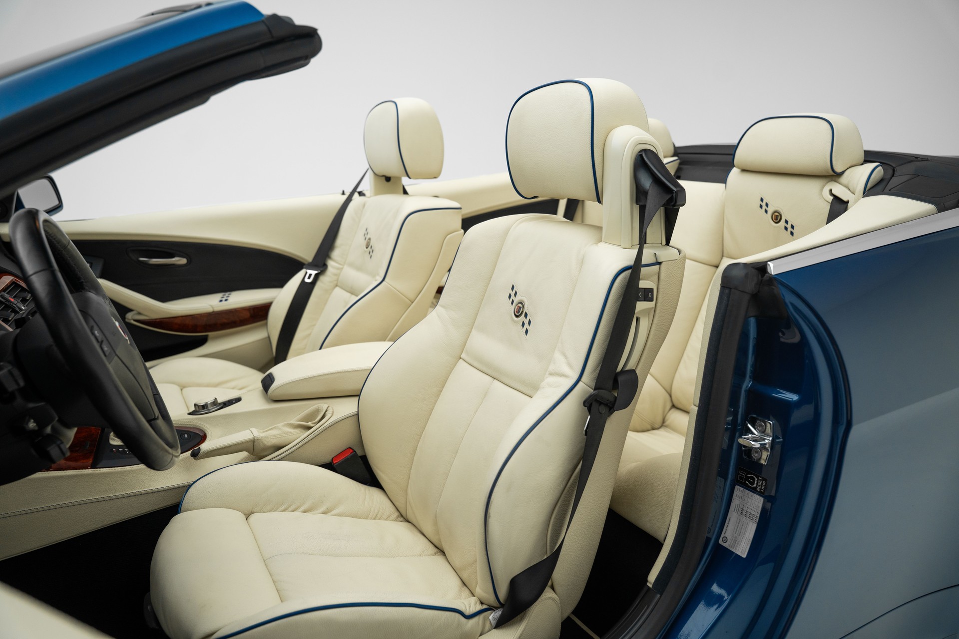 BMW-ALPINA B6 4.4 V8 Cabrio-image-19