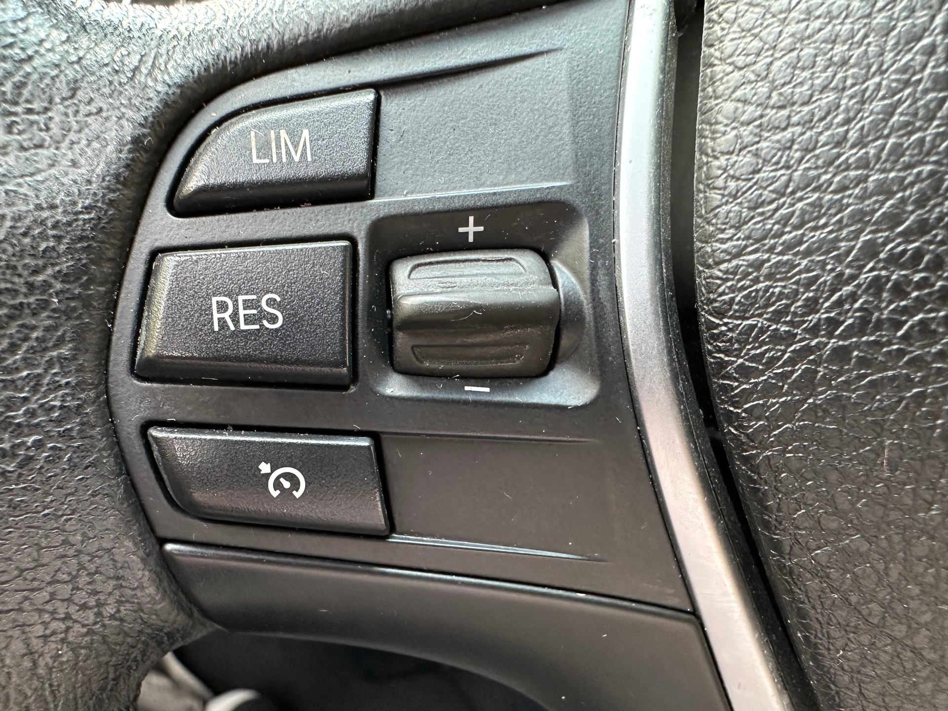 BMW 318d Touring Steptronic-image-26
