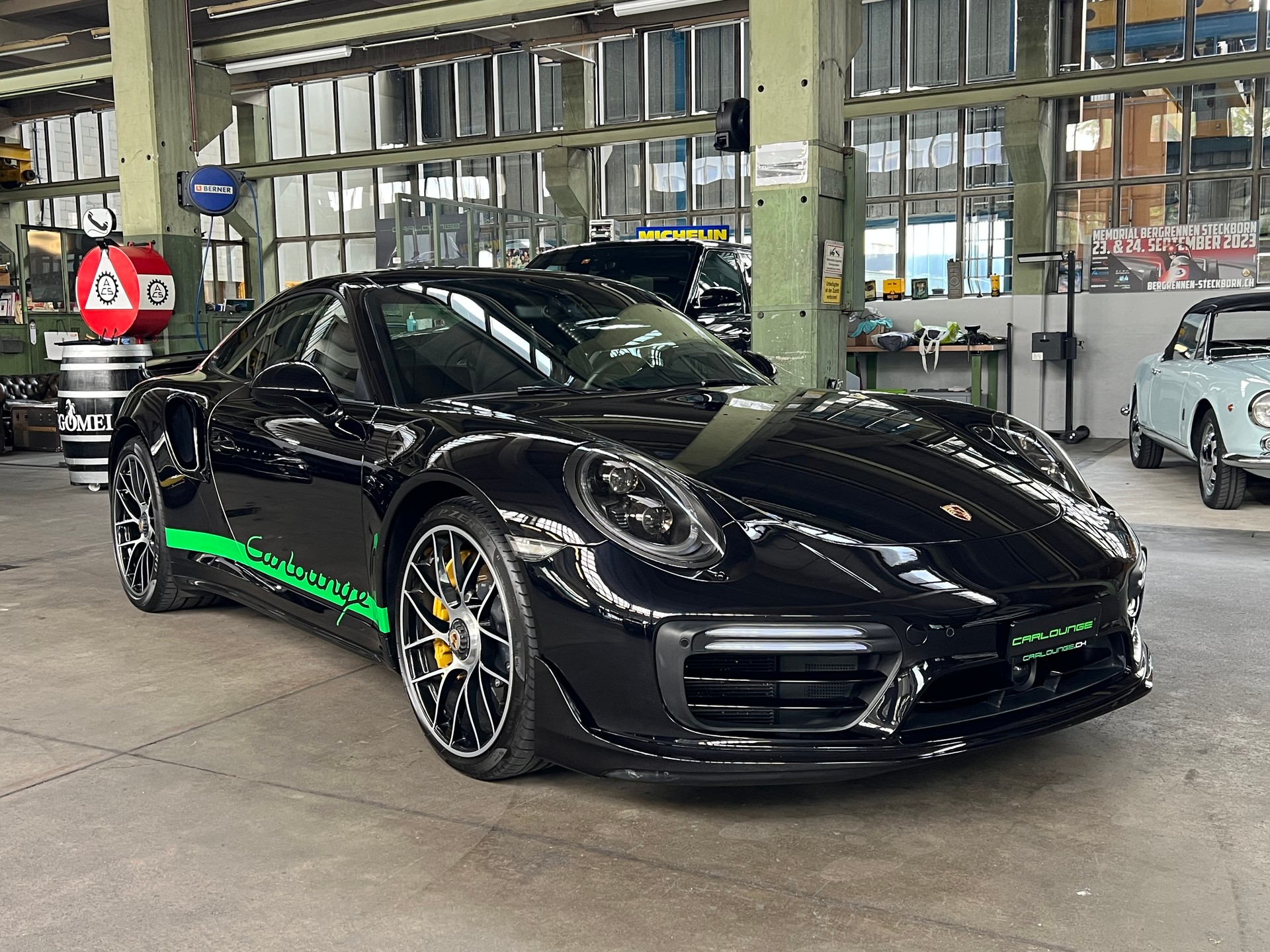 PORSCHE 911 Turbo S PDK / original Aerokit Turbo-image-9