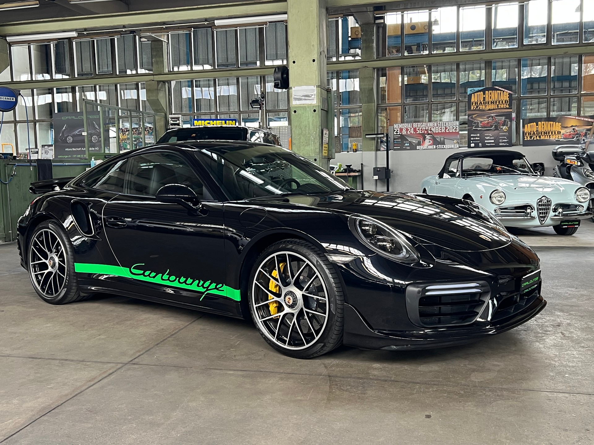 PORSCHE 911 Turbo S PDK / original Aerokit Turbo-image-18