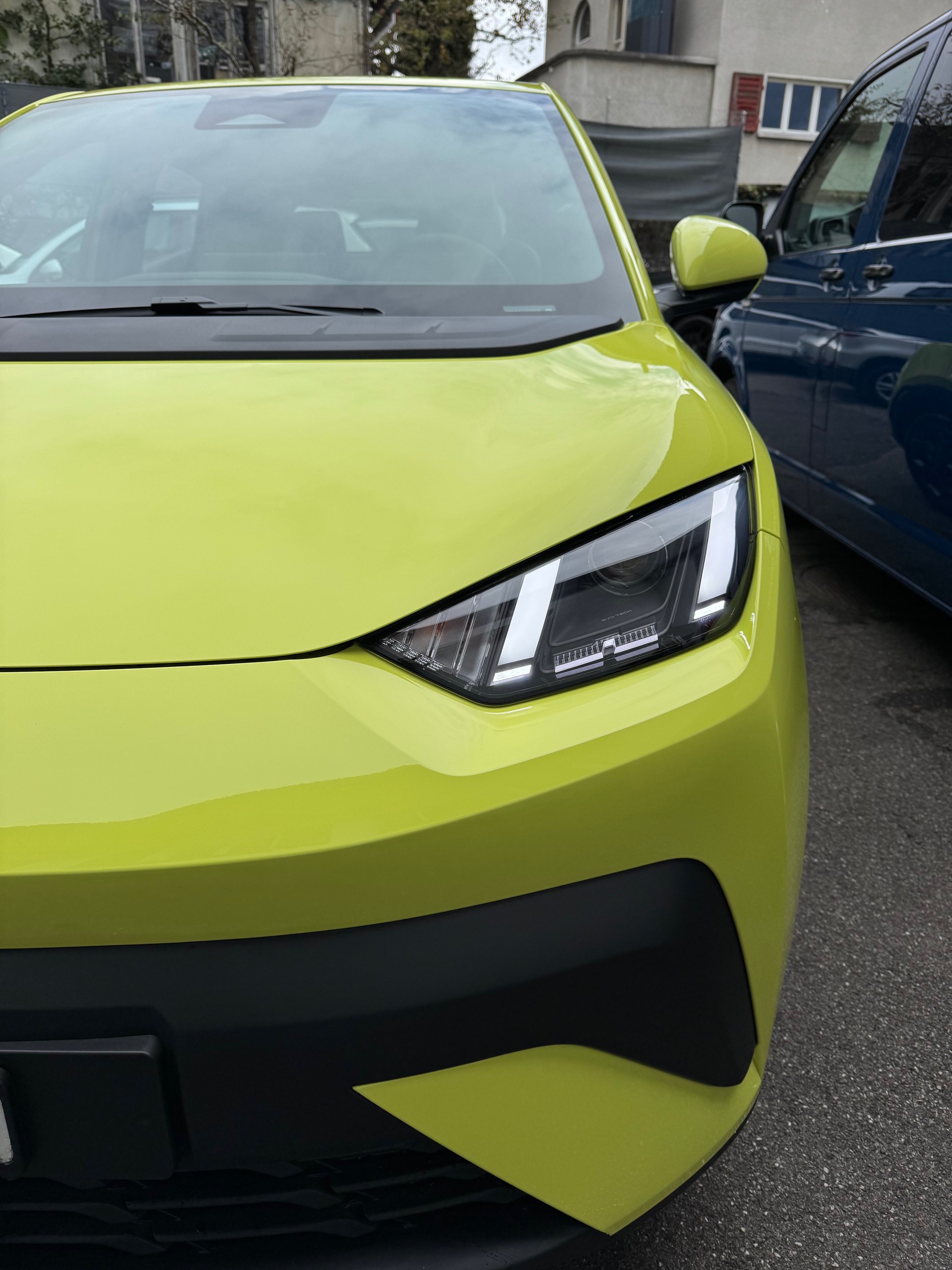 BYD Dolphin Surf 43 kWh Boost-showroom-element-2