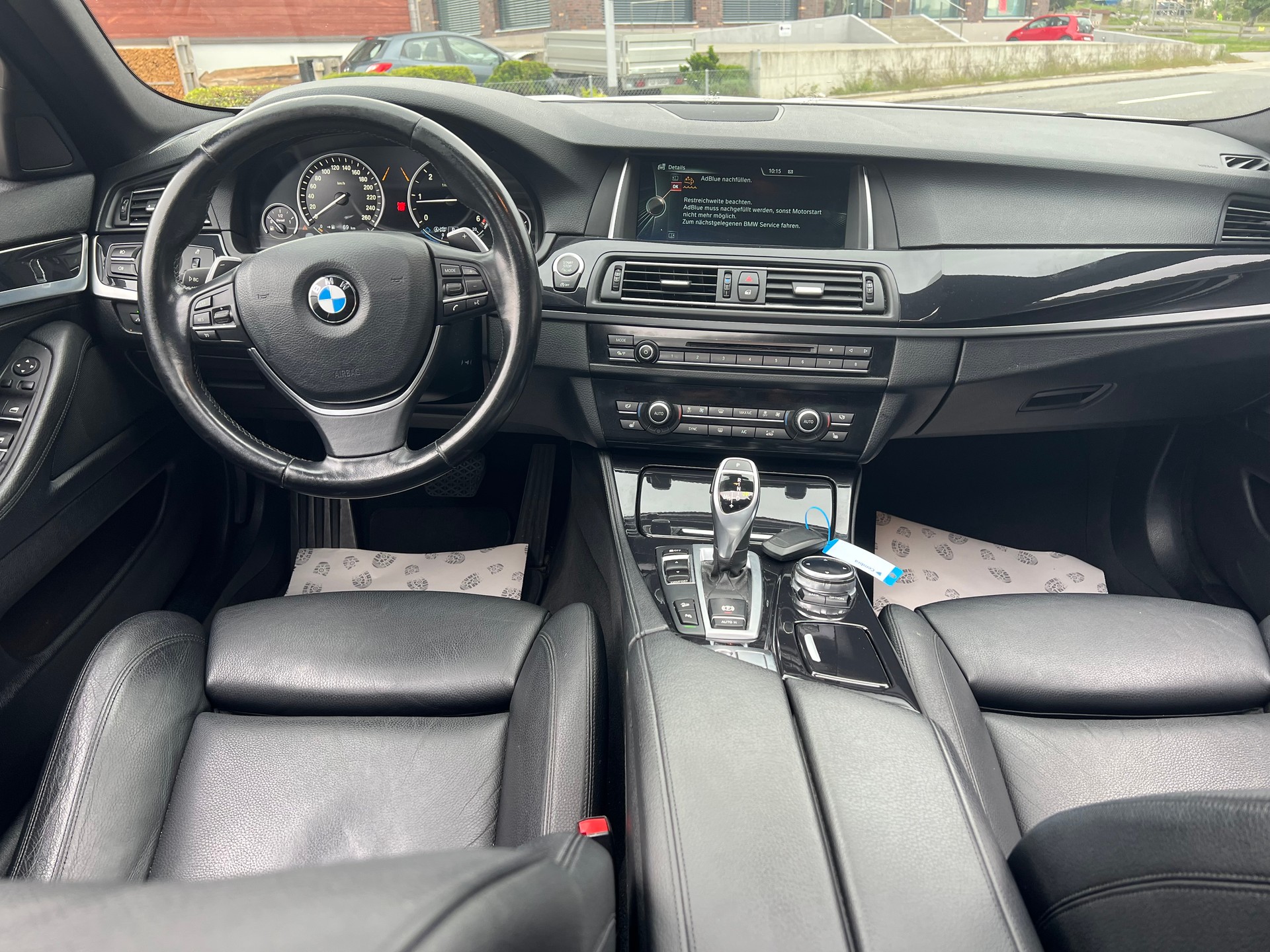 BMW 525d xDrive Luxury Line Steptronic-image-7