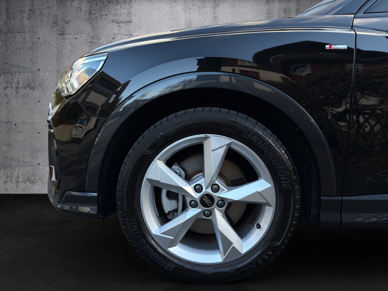 AUDI Q3 Sportback 40 TDI S line Quattro S-tronic *CH-Fahrzeug*-image-4
