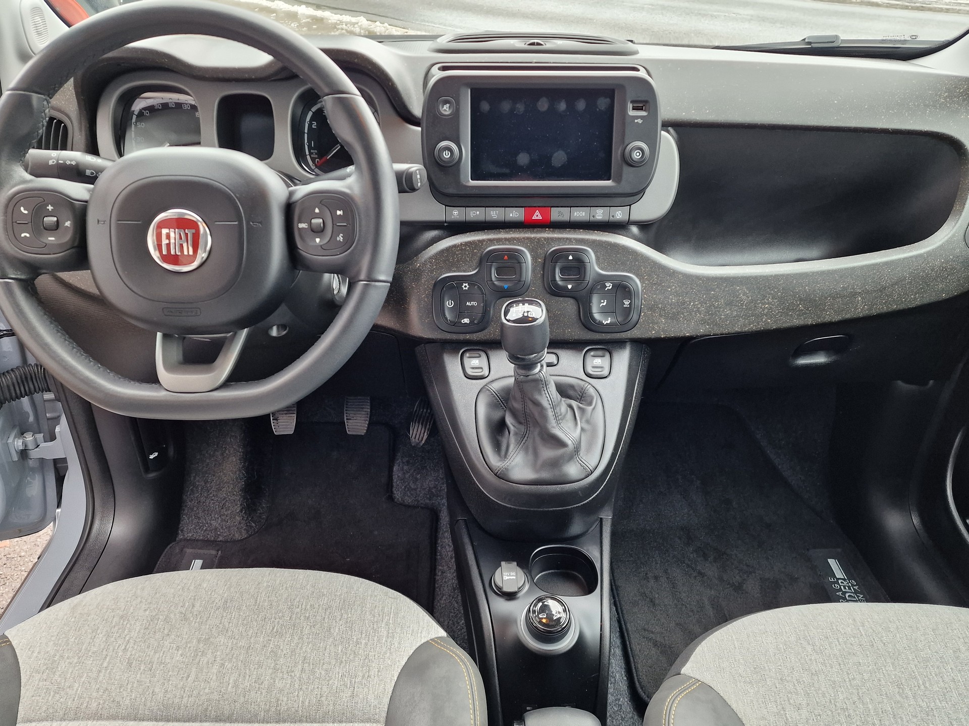 FIAT Panda 0.9 Twinair Turbo Cross 4x4-image-6
