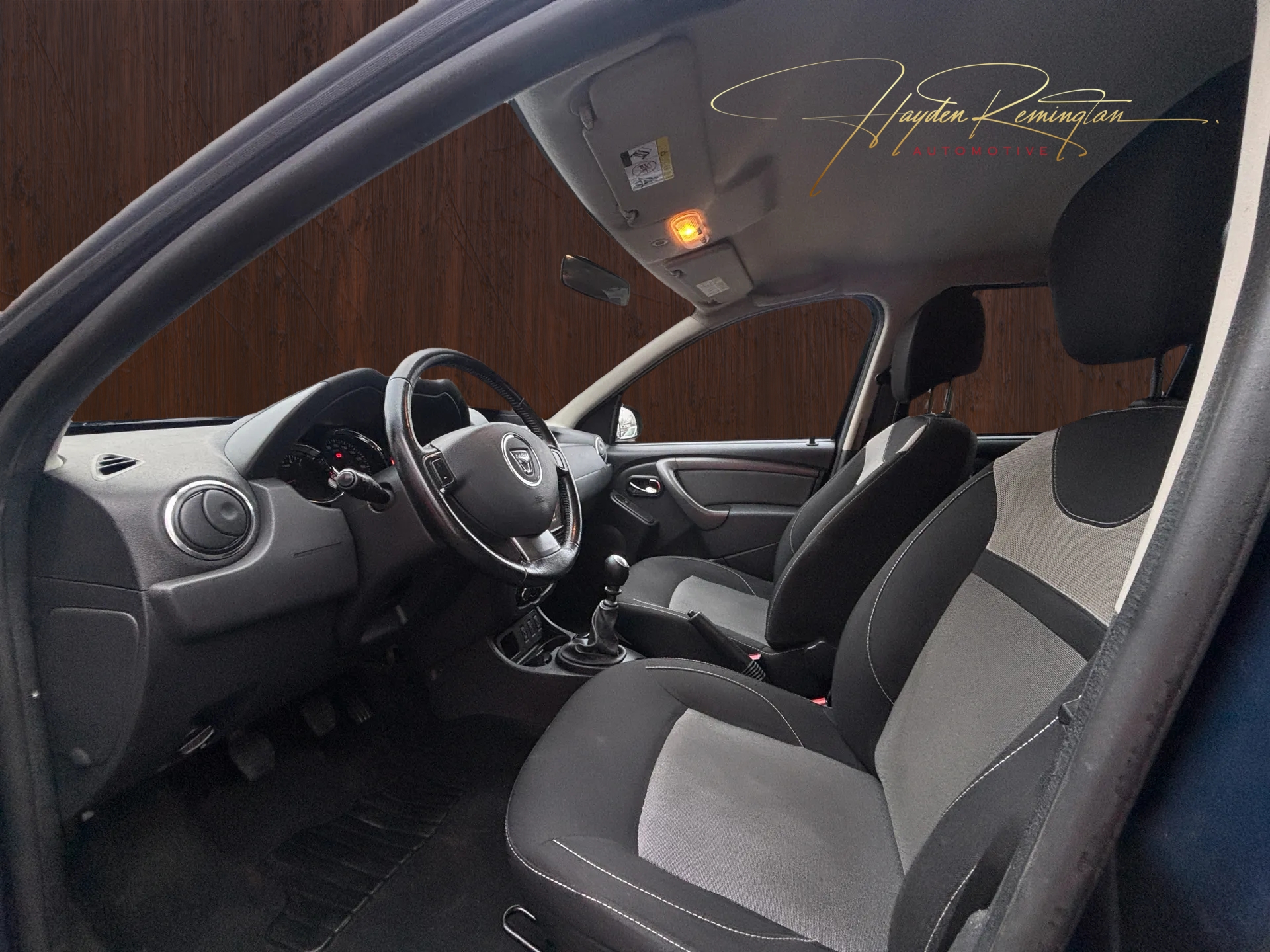 DACIA Duster 1.2 T Privilège 4x2-image-3