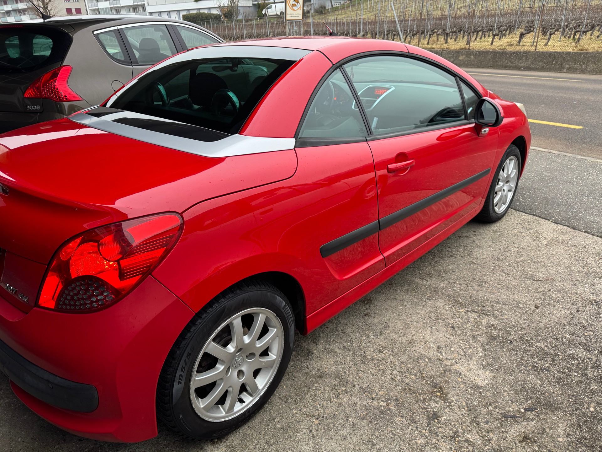 PEUGEOT 207 CC 1.6 16V Platinium Edition-image-2