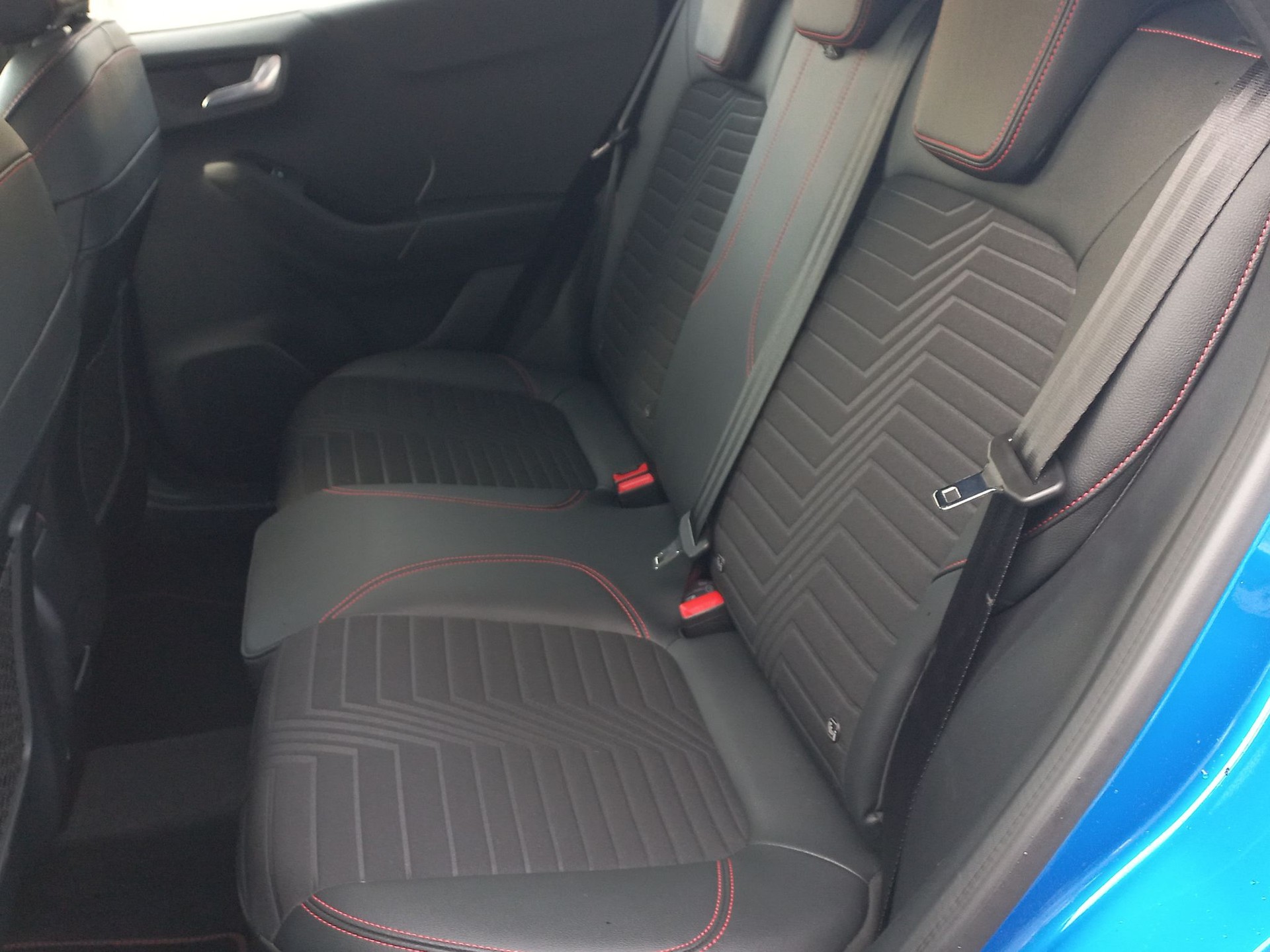 FORD Puma 1.0 MHEV ST-Line X Automat-image-10
