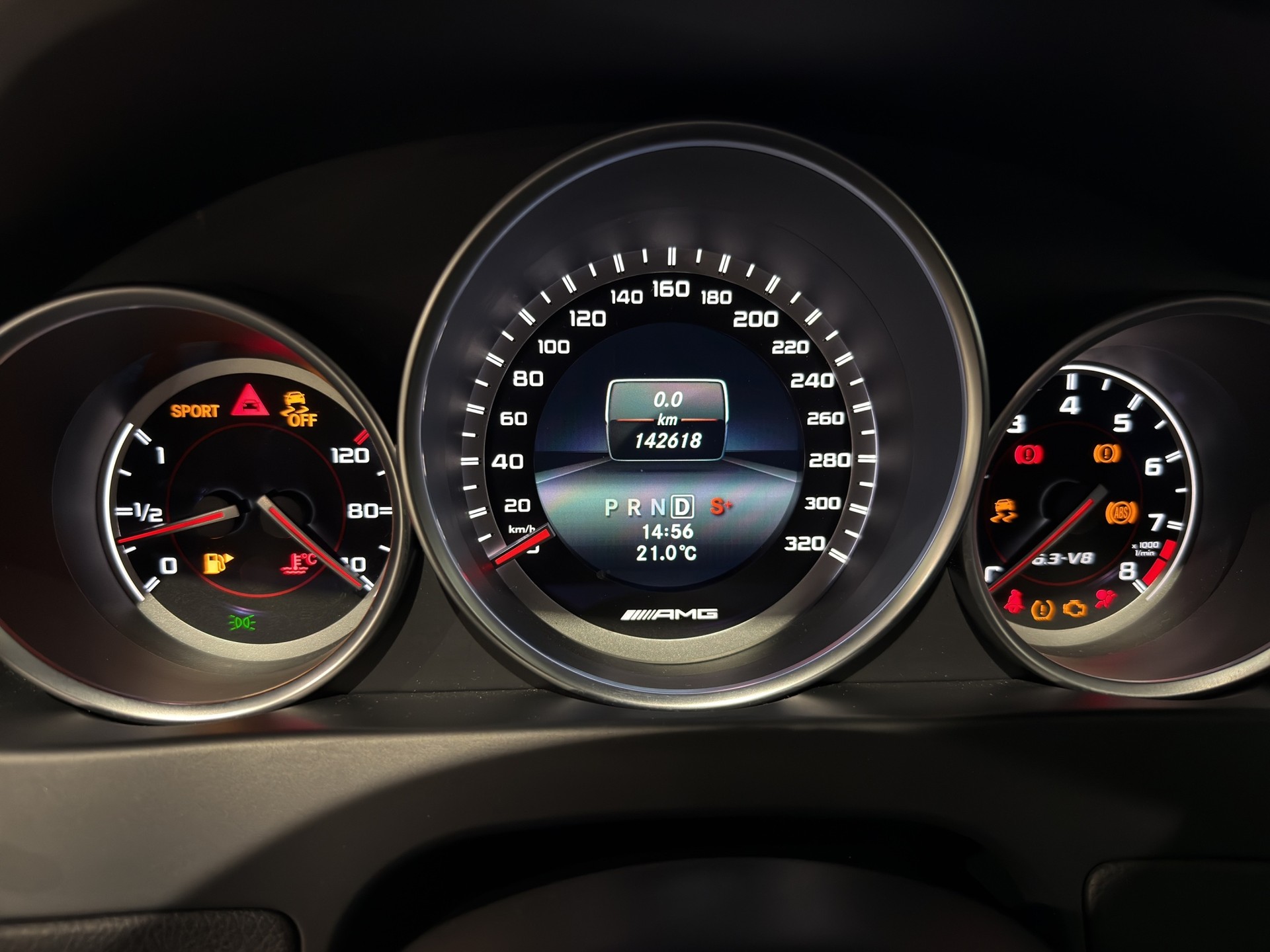 MERCEDES-BENZ C 63 Coupé AMG Edition 507 Speedshift MCT-image-11