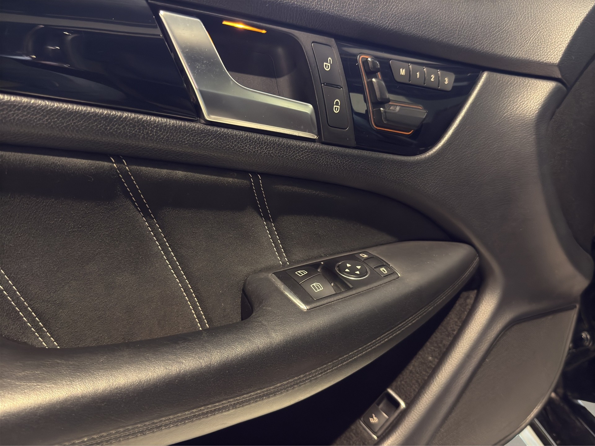 MERCEDES-BENZ C 63 Coupé AMG Edition 507 Speedshift MCT-image-22