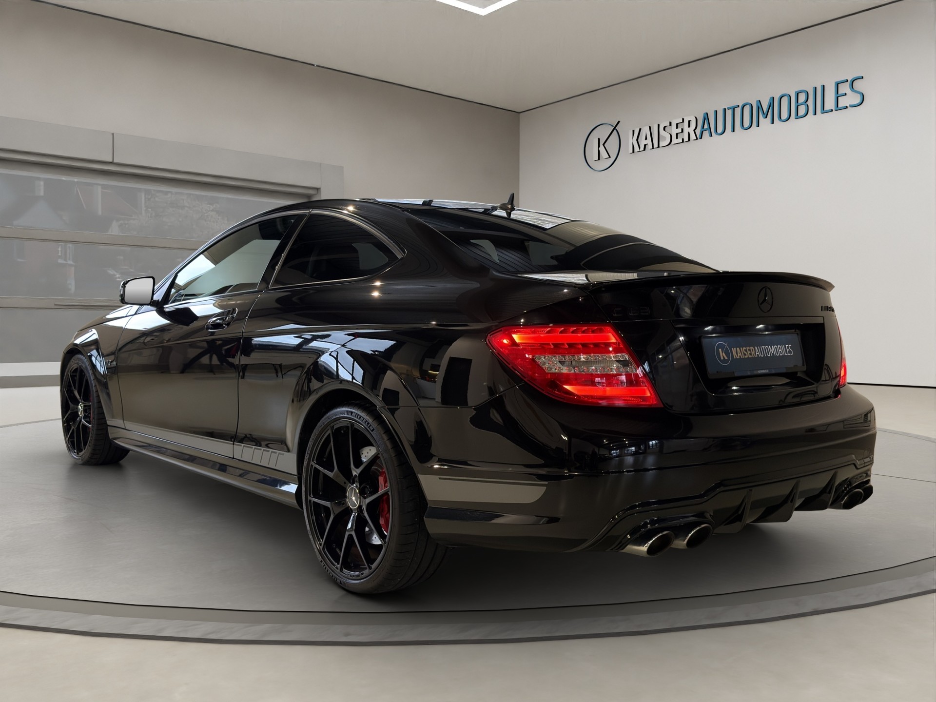 MERCEDES-BENZ C 63 Coupé AMG Edition 507 Speedshift MCT-showroom-element-1