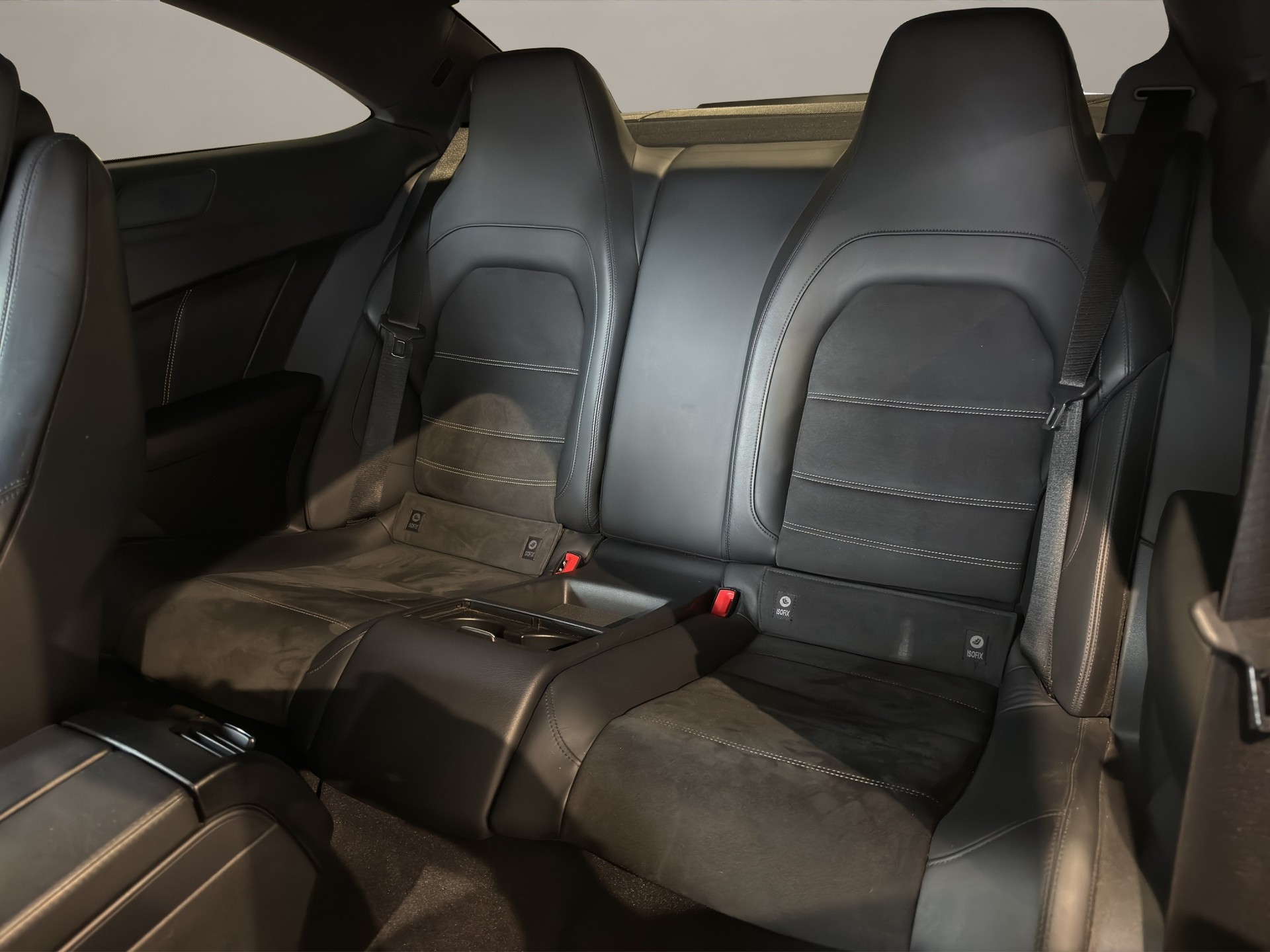 MERCEDES-BENZ C 63 Coupé AMG Edition 507 Speedshift MCT-image-16