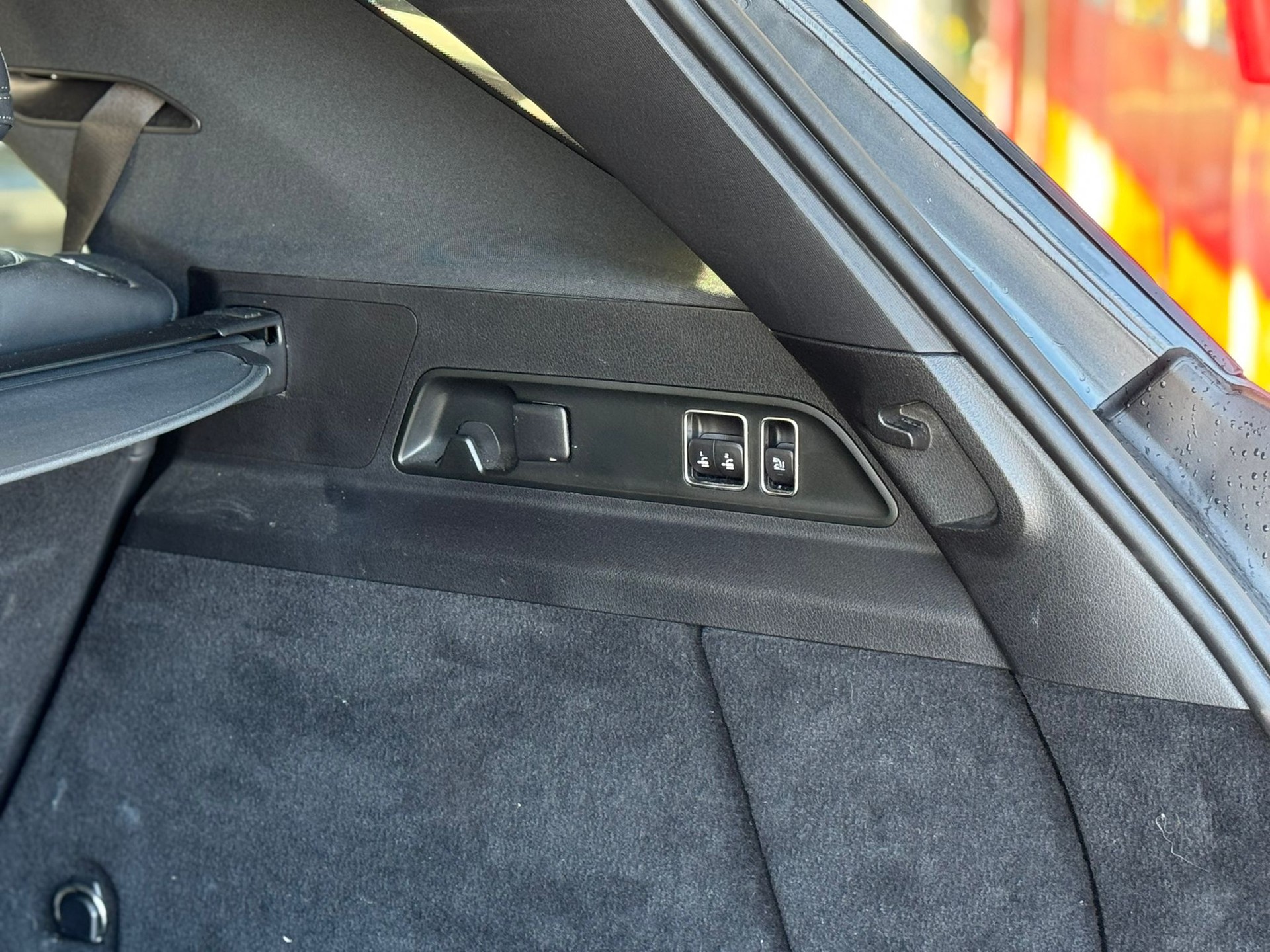 MERCEDES-BENZ GLE 450 4Matic AMG Line 9G-Tronic-image-24