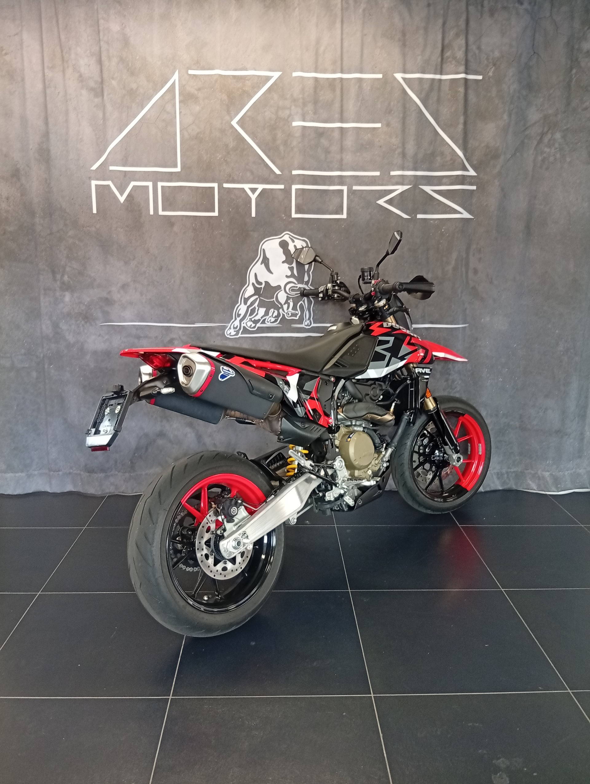 DUCATI Hypermotard 698 Mono RVE (35kW)-image-6