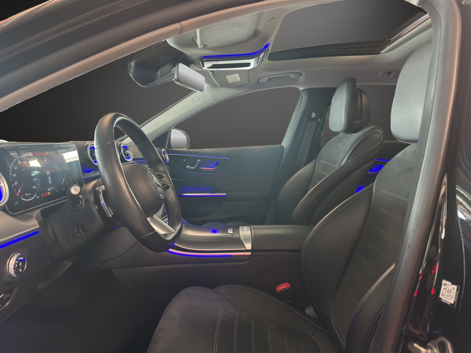 MERCEDES-BENZ C 220 d T 4M AMG Line-image-8