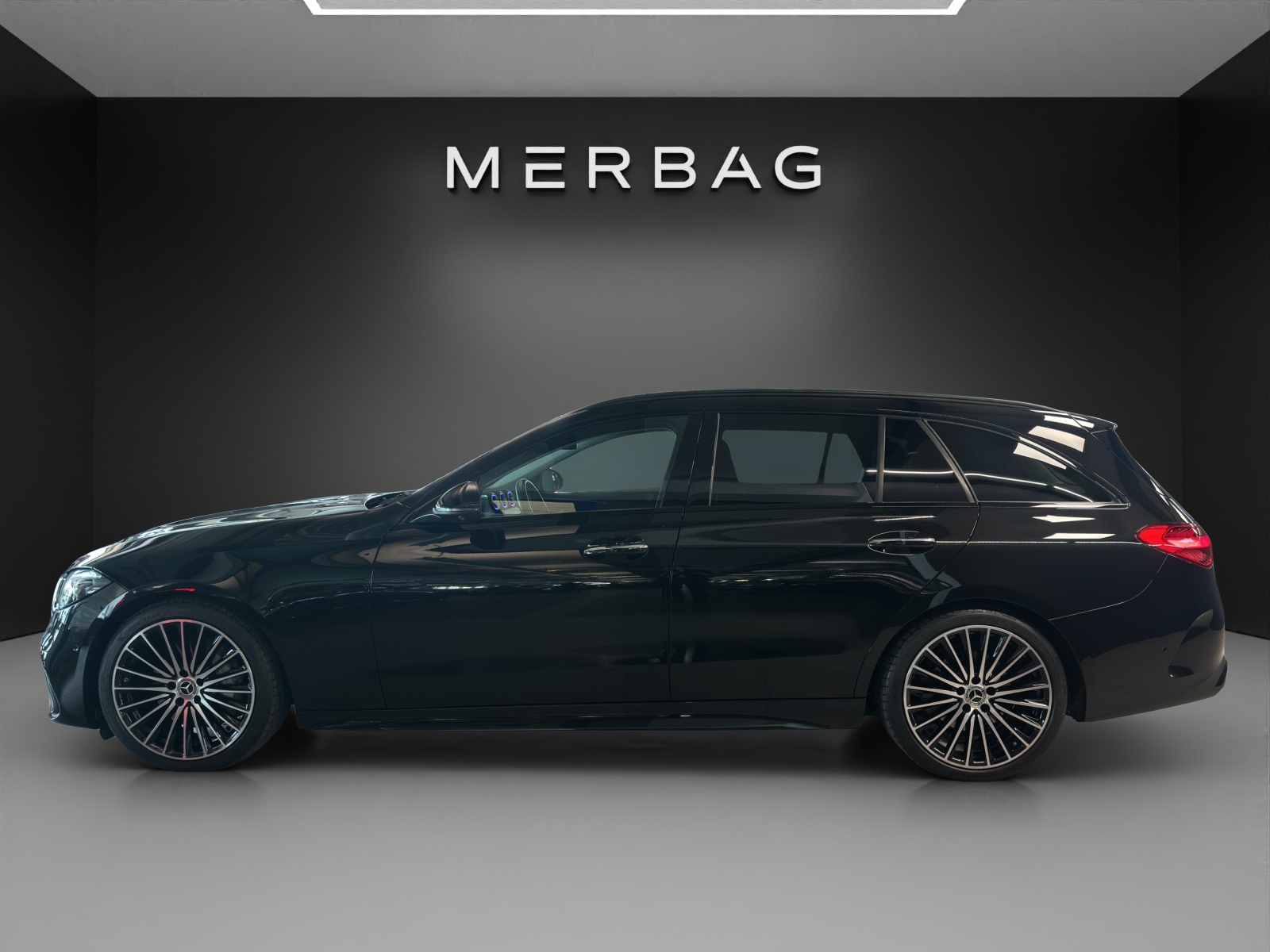 MERCEDES-BENZ C 220 d T 4M AMG Line-image-2