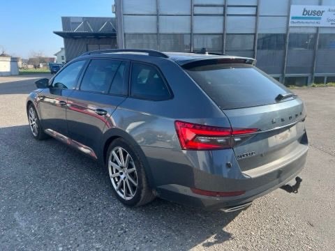 SKODA Superb Combi 2.0 TSI SportLine 4x4 DSG-image-3