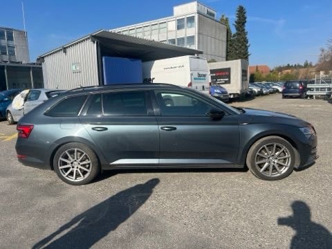 SKODA Superb Combi 2.0 TSI SportLine 4x4 DSG-image-5