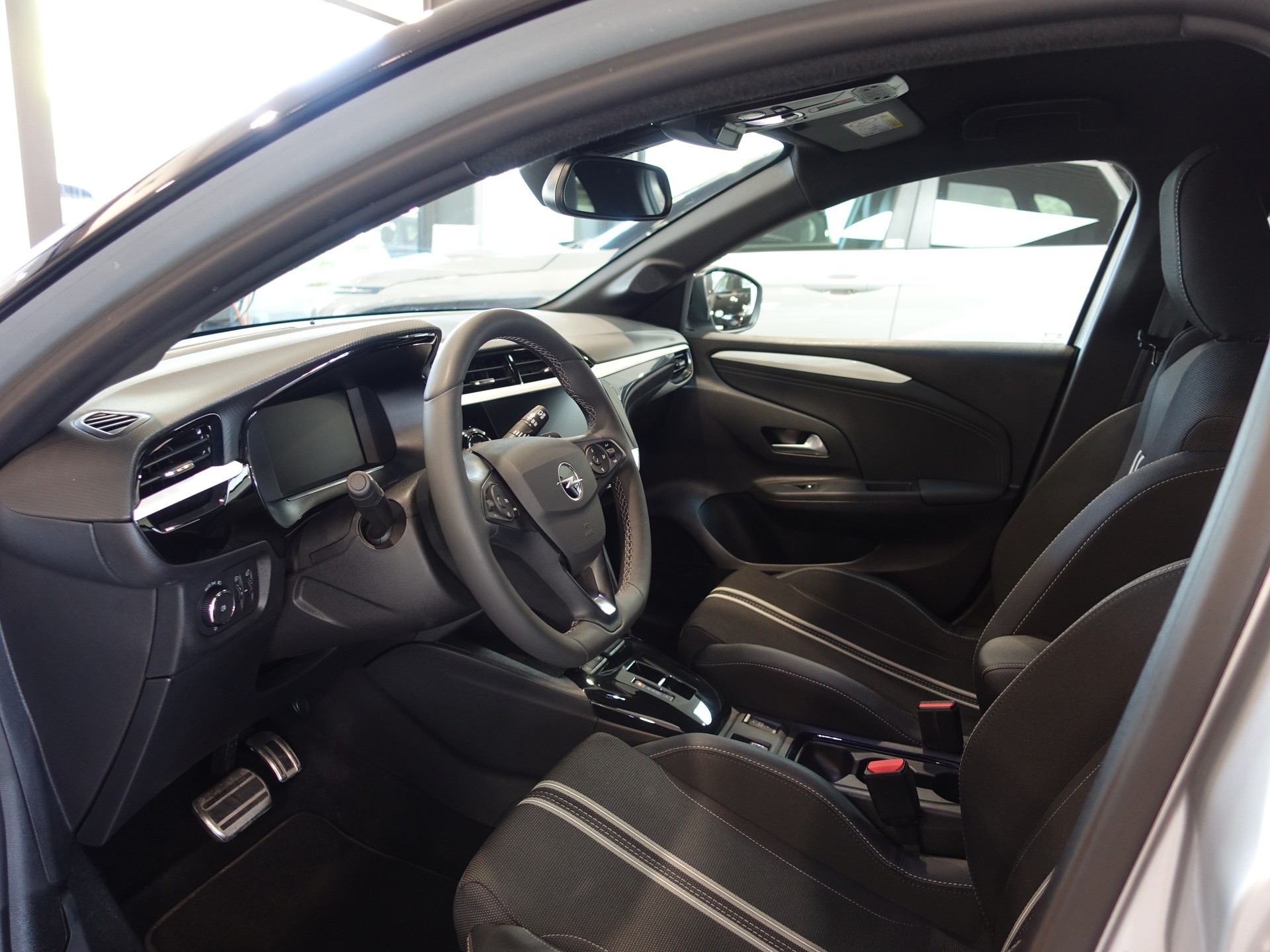 OPEL Corsa 1.2 MHEV GS-image-19