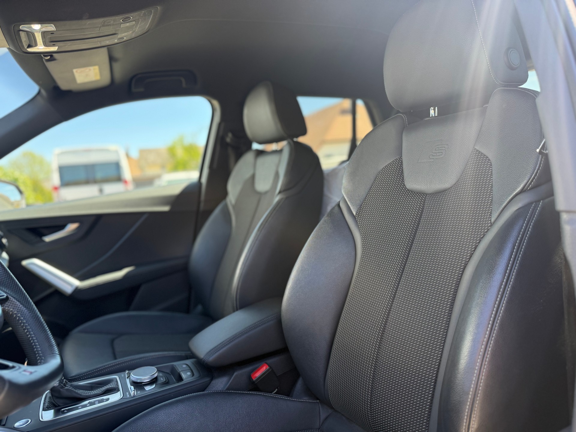 AUDI Q2 1.4 TFSI S-tronic-image-11