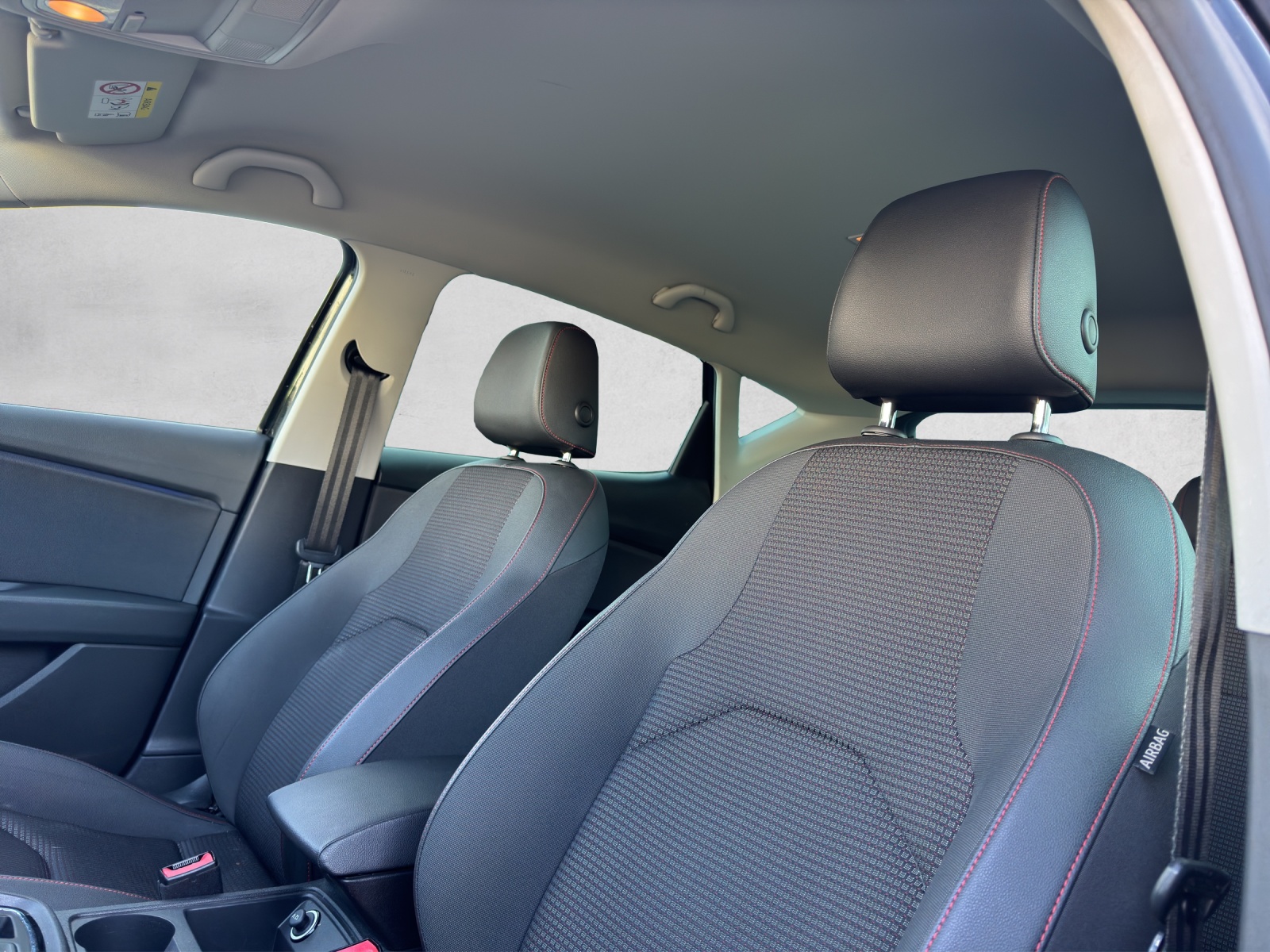 SEAT LEON-image-20