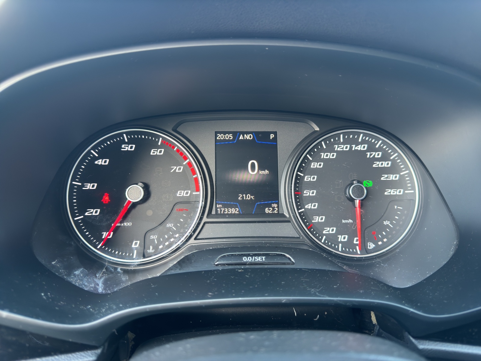 SEAT LEON-image-10