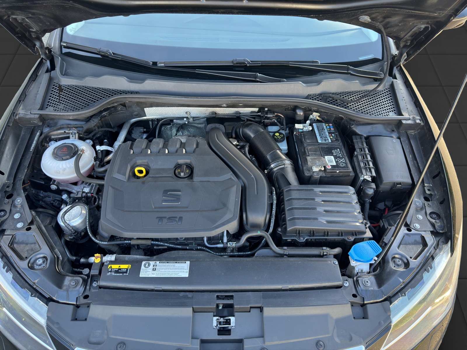 SEAT LEON-image-18