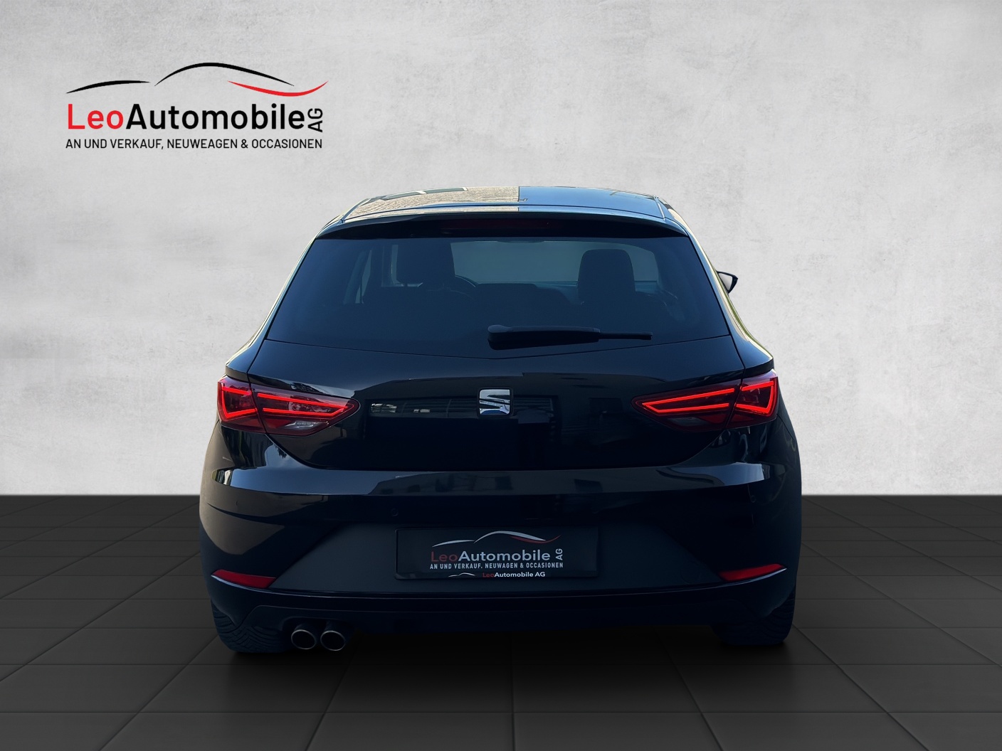 SEAT LEON-showroom-element-3
