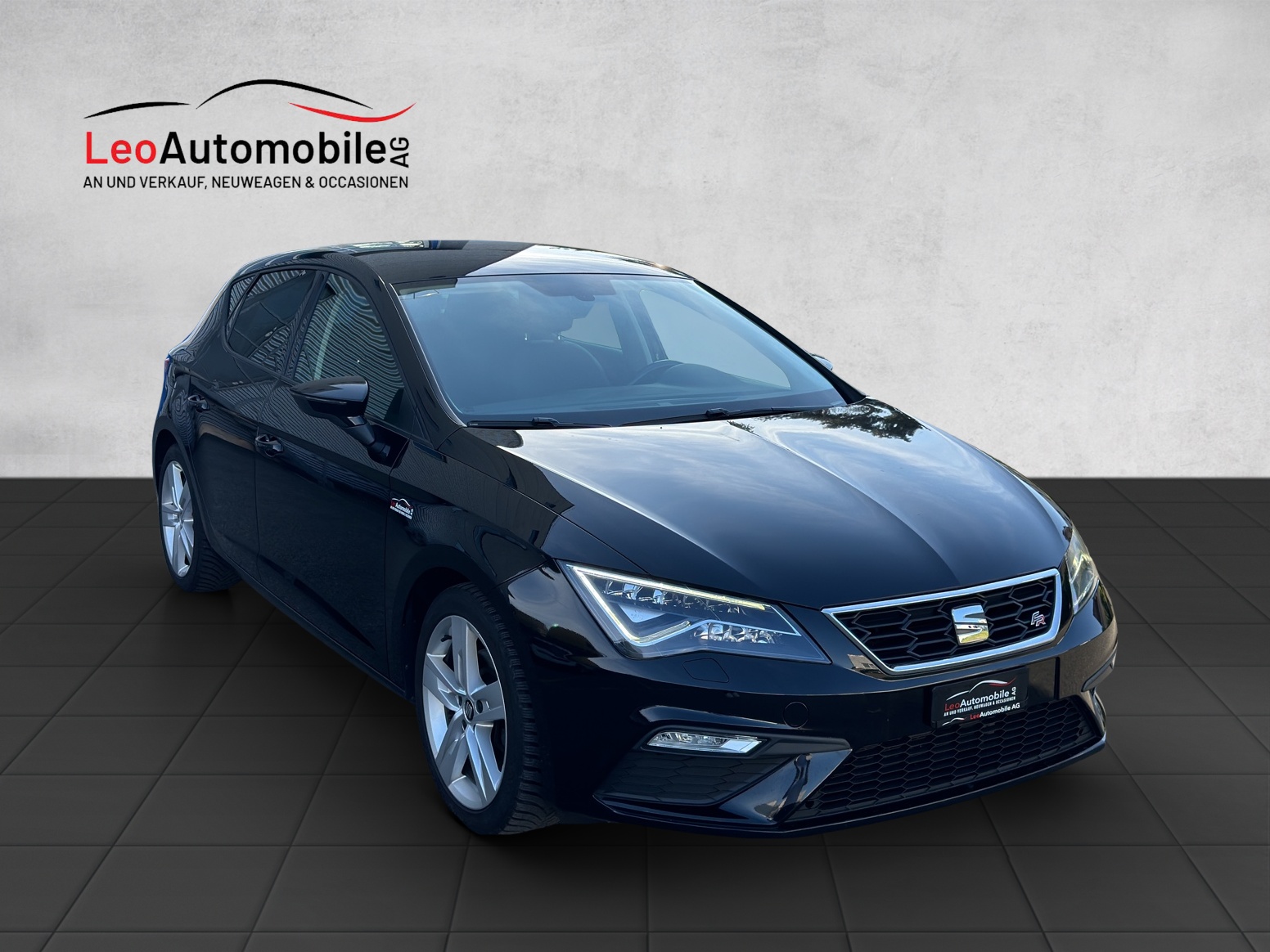 SEAT LEON-image-6
