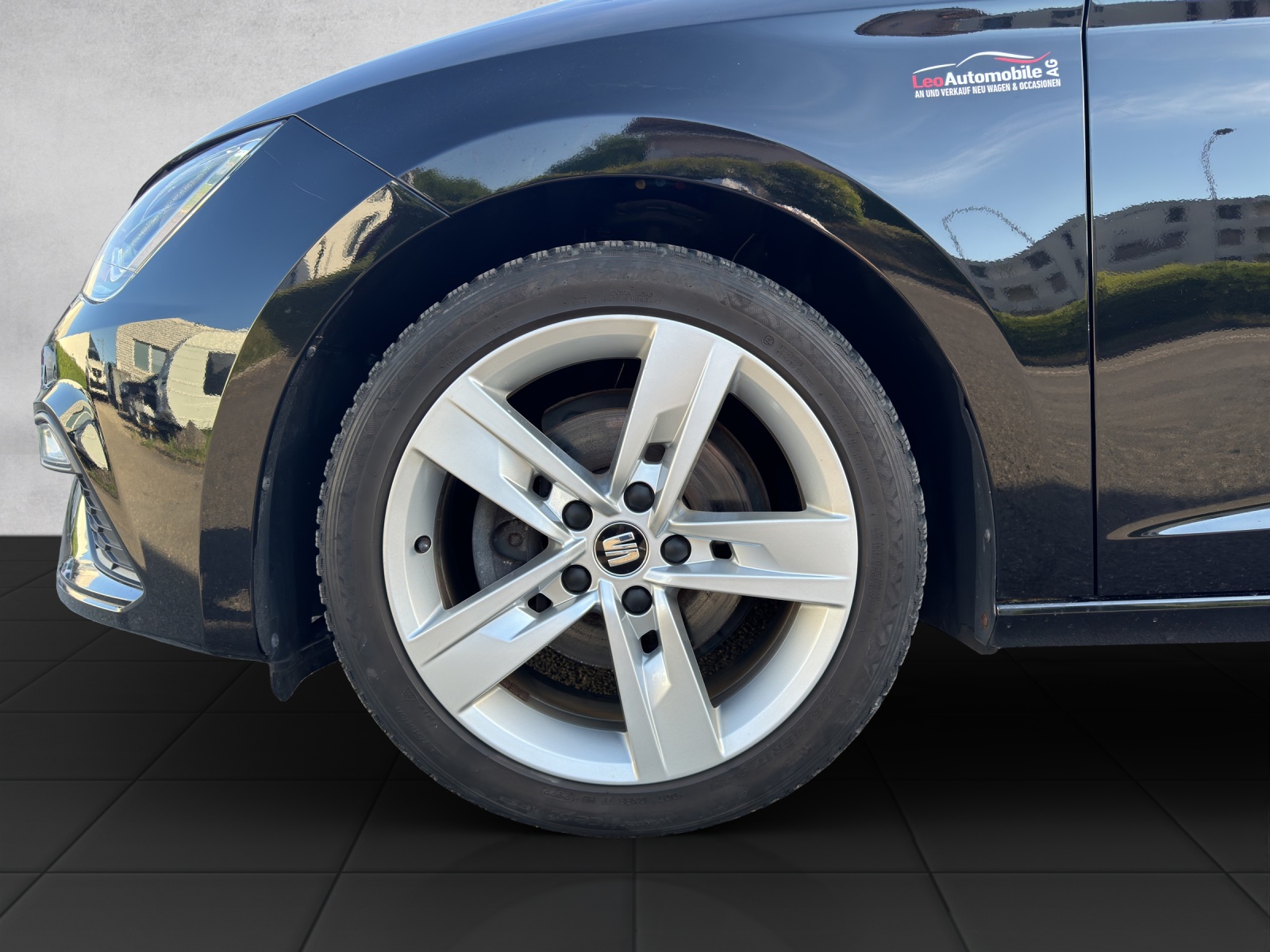 SEAT LEON-image-19