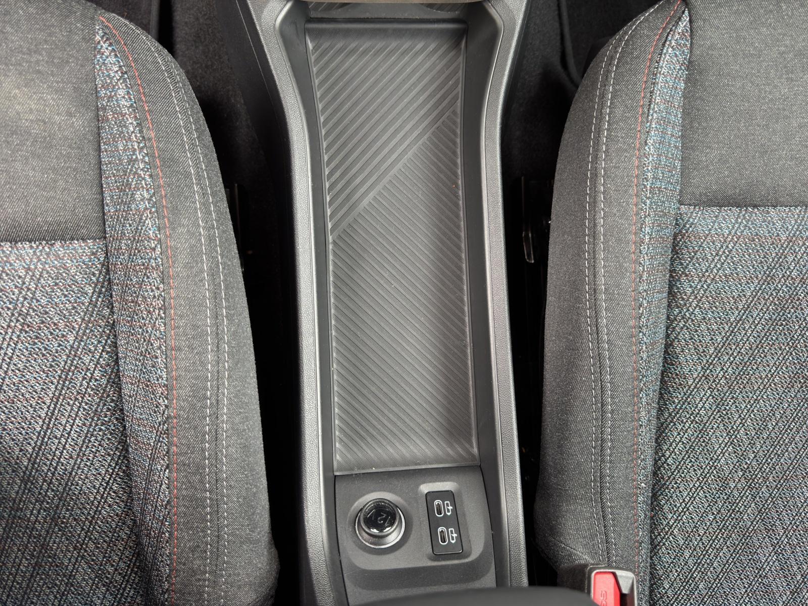 MINI F66 1.5i Cooper C Paket XS-image-14