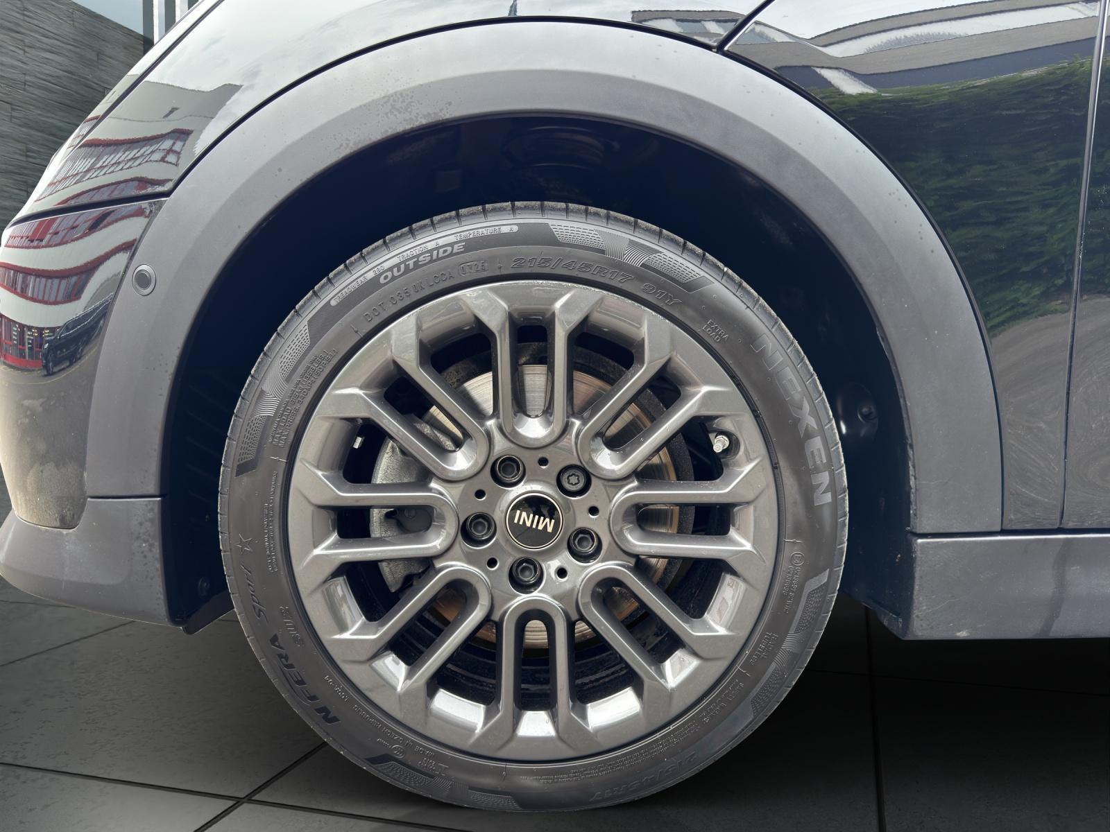 MINI F66 1.5i Cooper C Paket XS-image-8