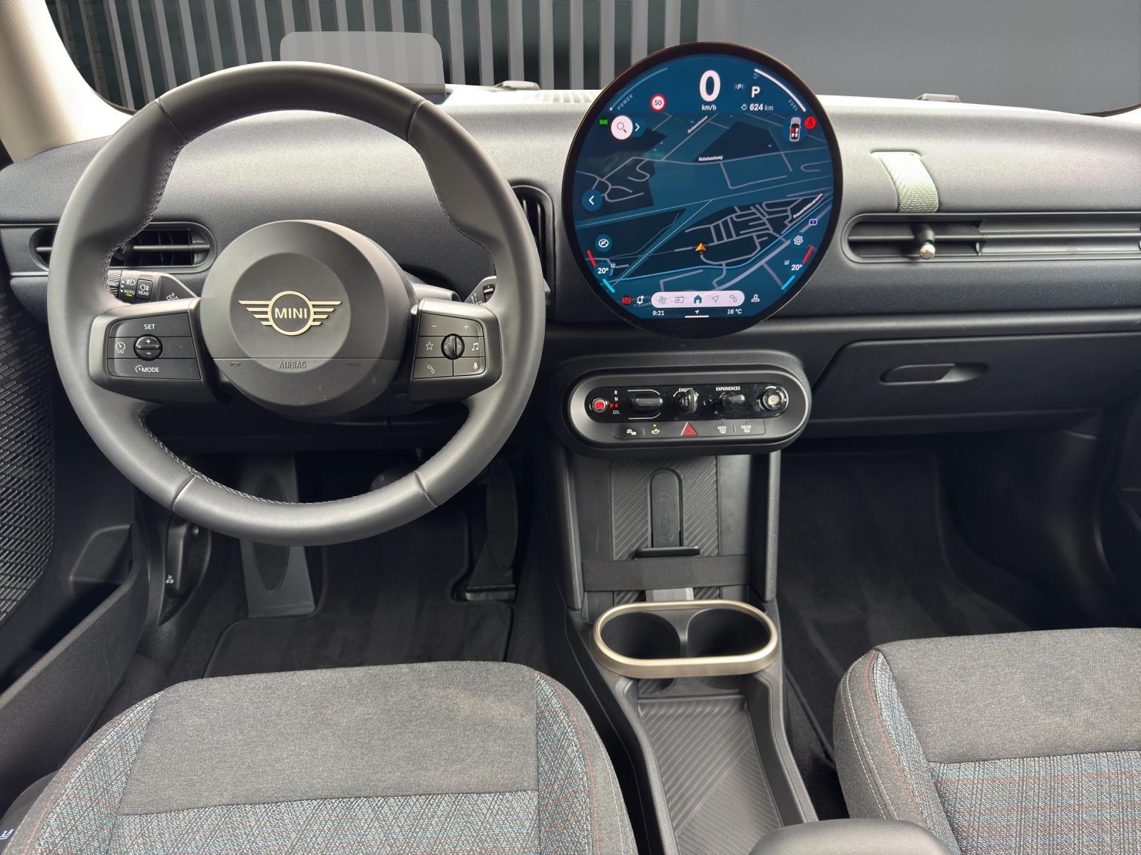 MINI F66 1.5i Cooper C Paket XS-image-9