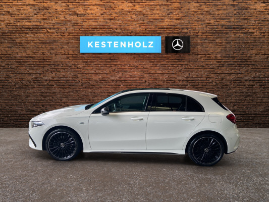 MERCEDES-BENZ A 250 e EQ Star 8G-DCT-showroom-element-3