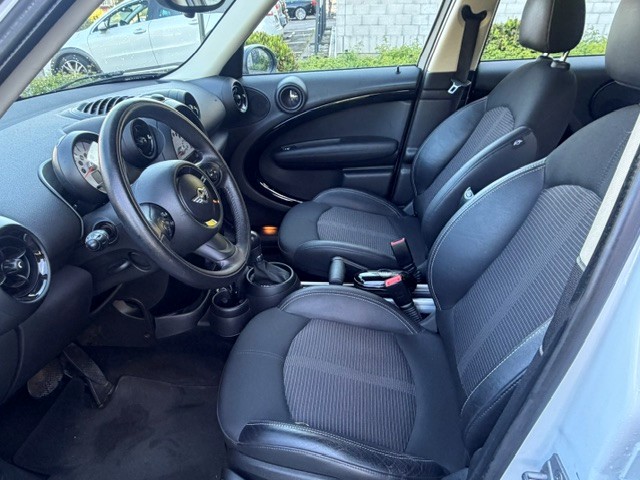 MINI Countryman Cooper FWD Steptronic-image-6